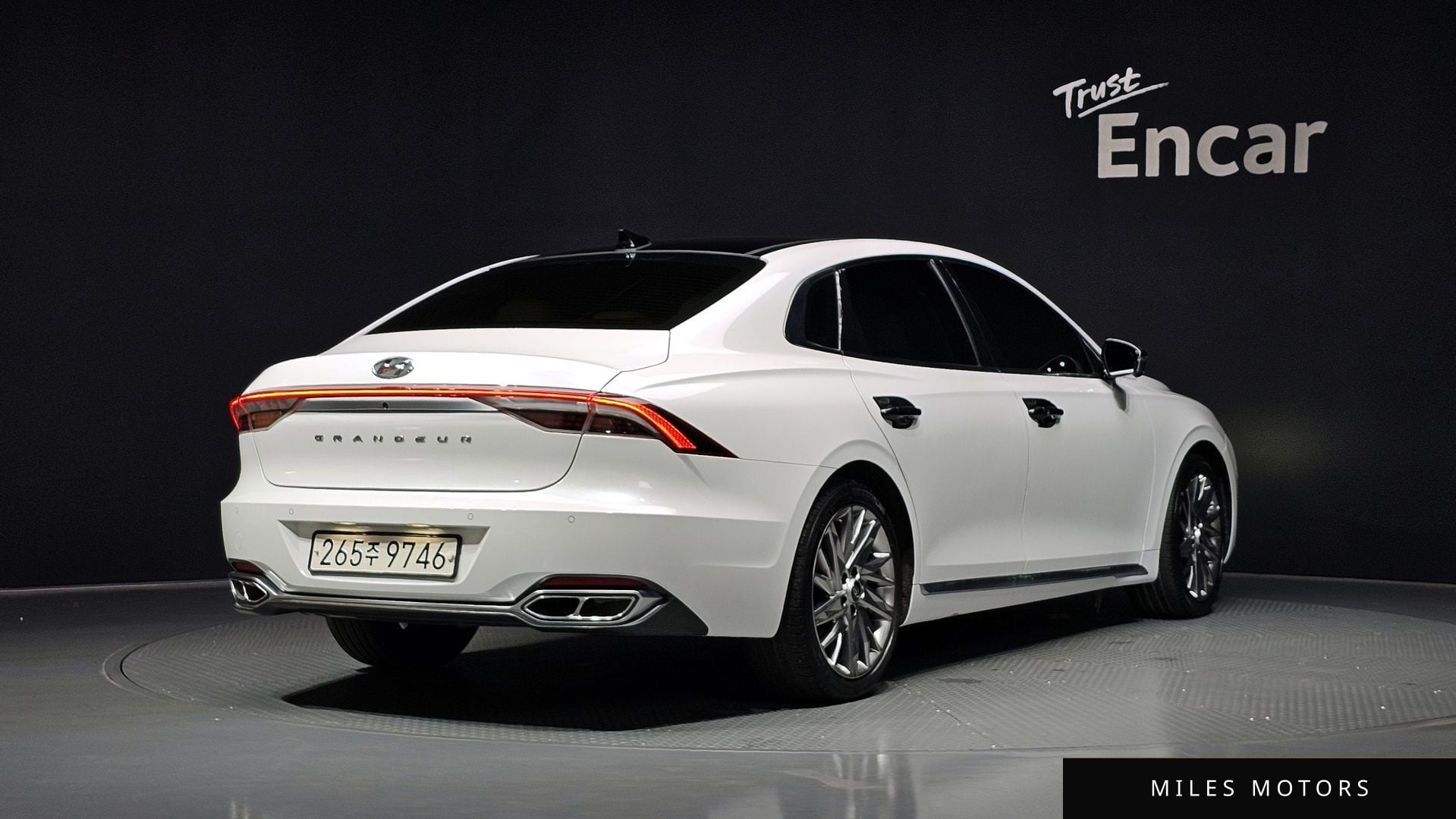 Hyundai Grandeur 2022 — миниатюра 2