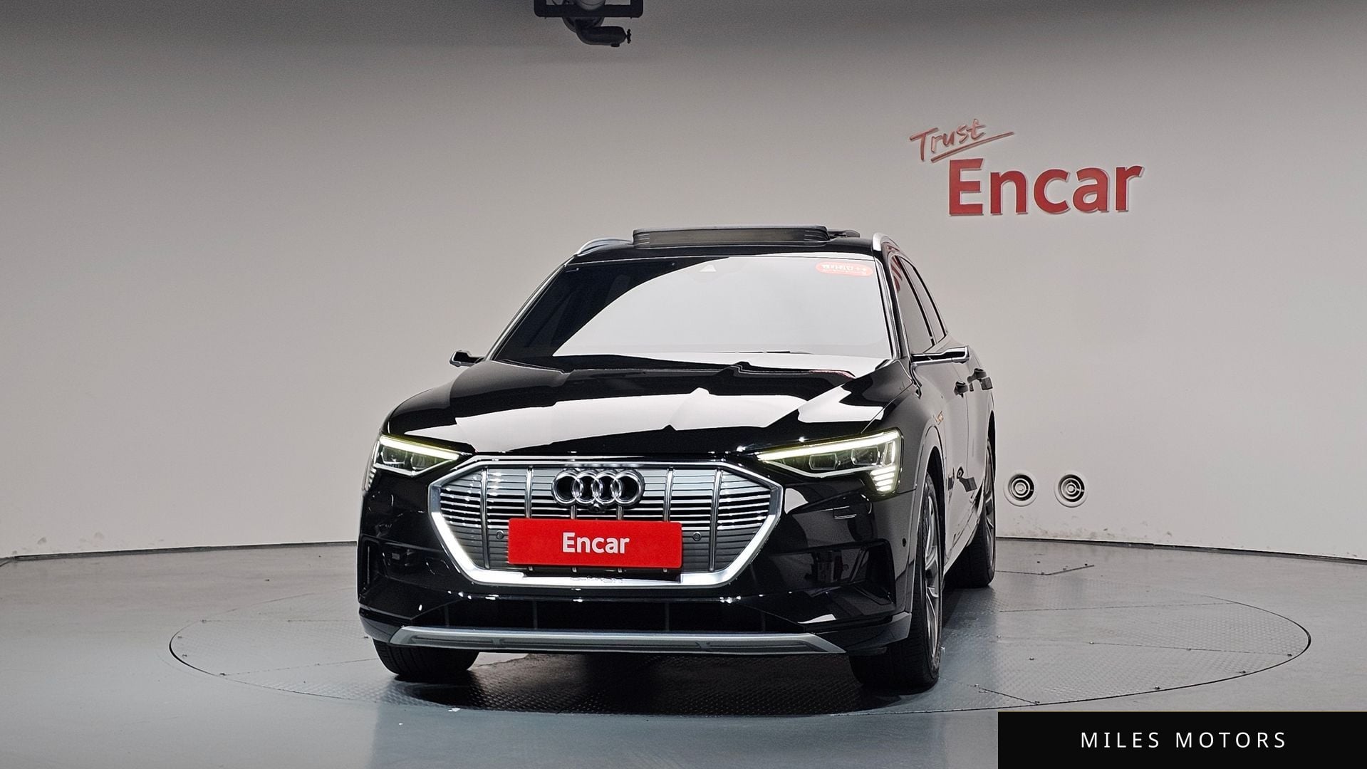 Audi e-tron 2021 — миниатюра 2