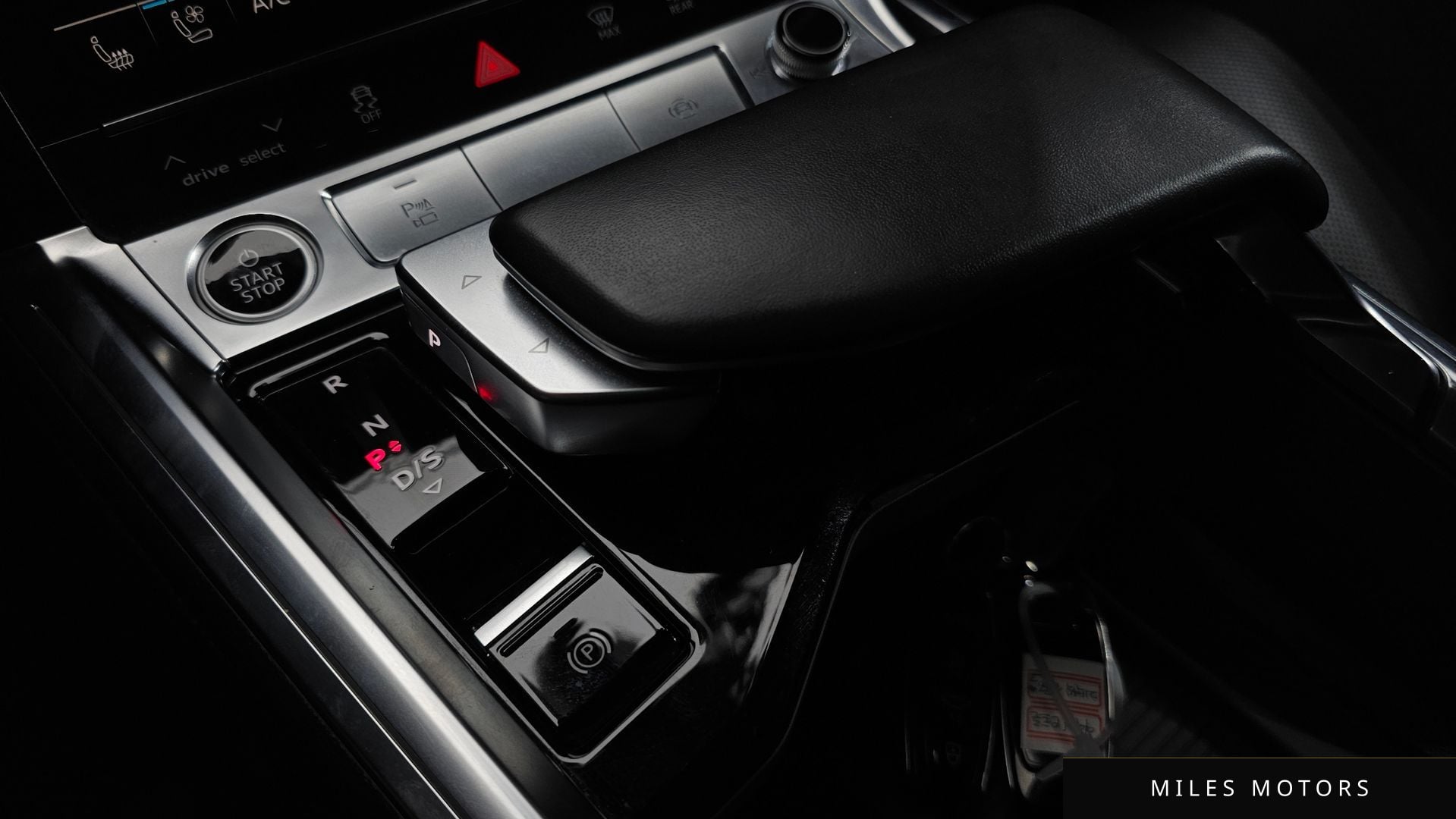 Audi e-tron 2021 — миниатюра 11