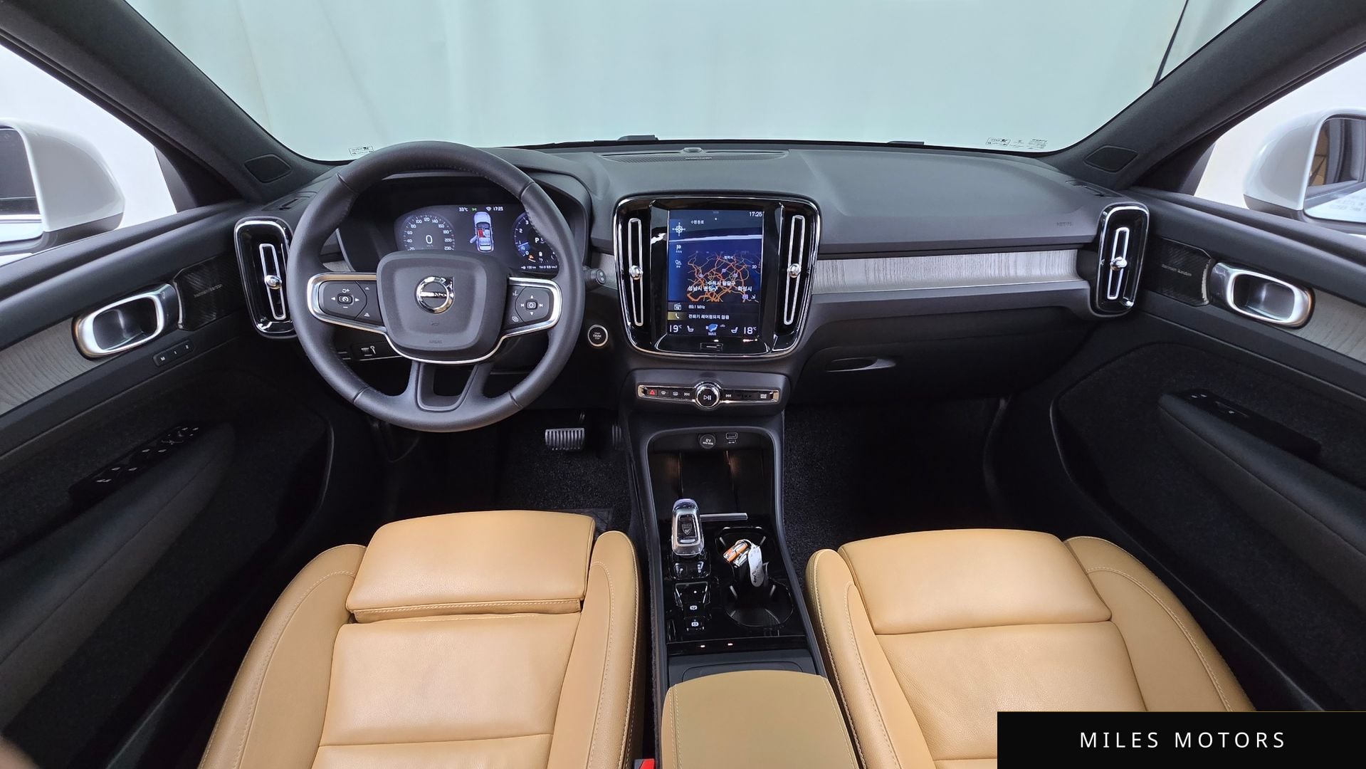 Volvo XC40 2021 — миниатюра 10