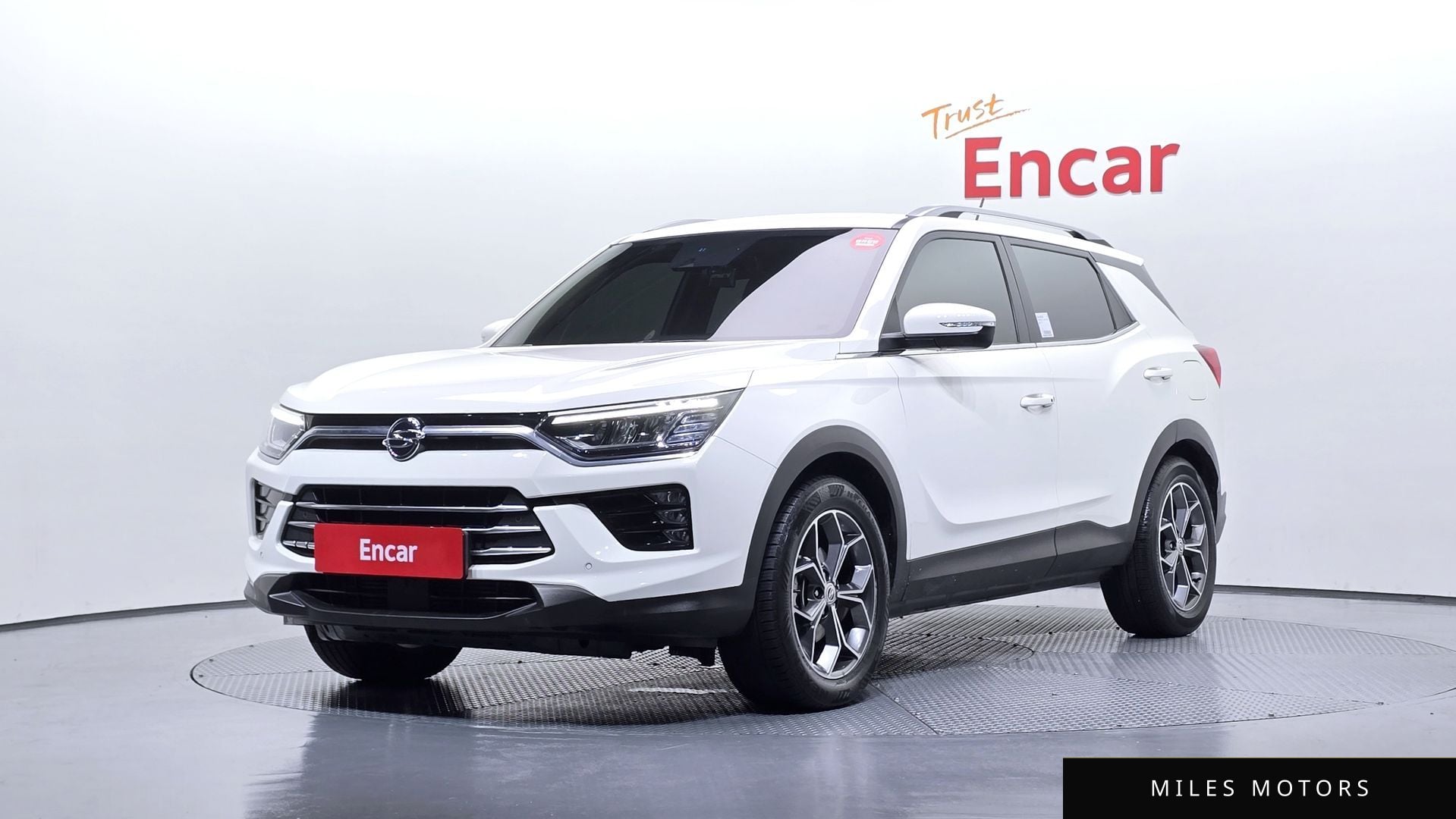 KG Mobility Beautiful Korando 2020 — фото 1 из 12