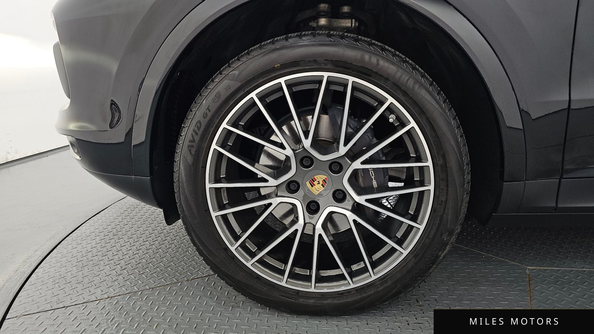 Porsche Cayenne 2020 — миниатюра 5
