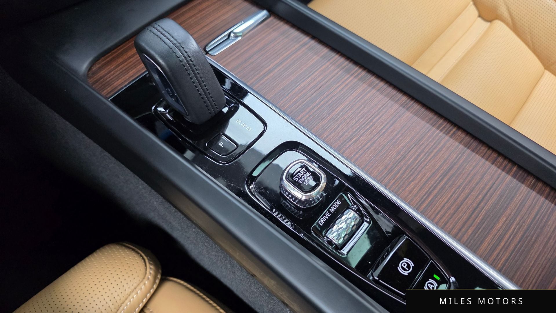 Volvo V60 2021 — миниатюра 12