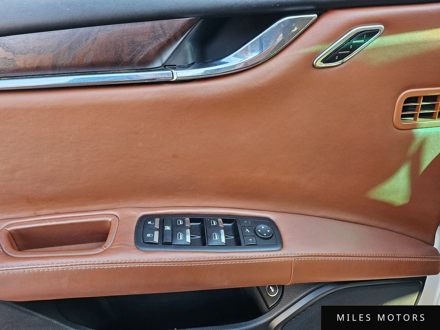 Maserati Quattroporte 2016 — миниатюра 12