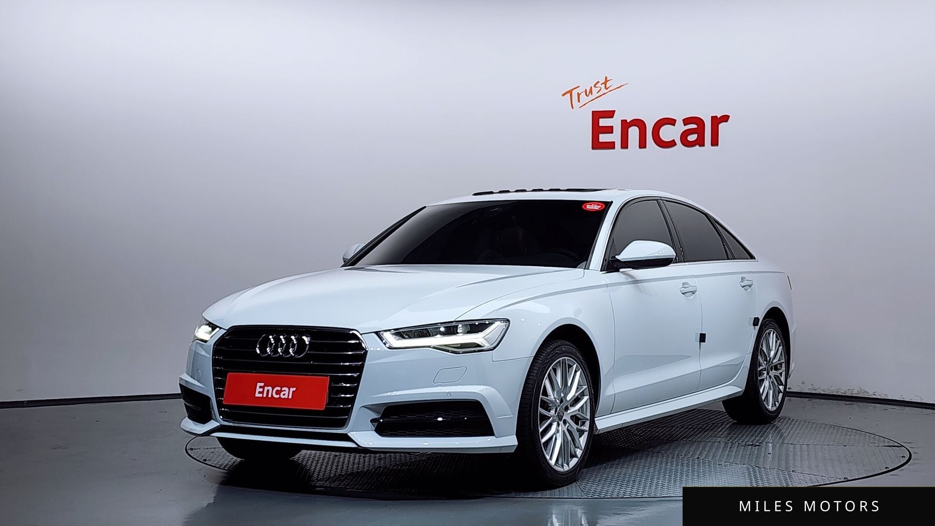 Audi A6 2018 — фото 1 из 12