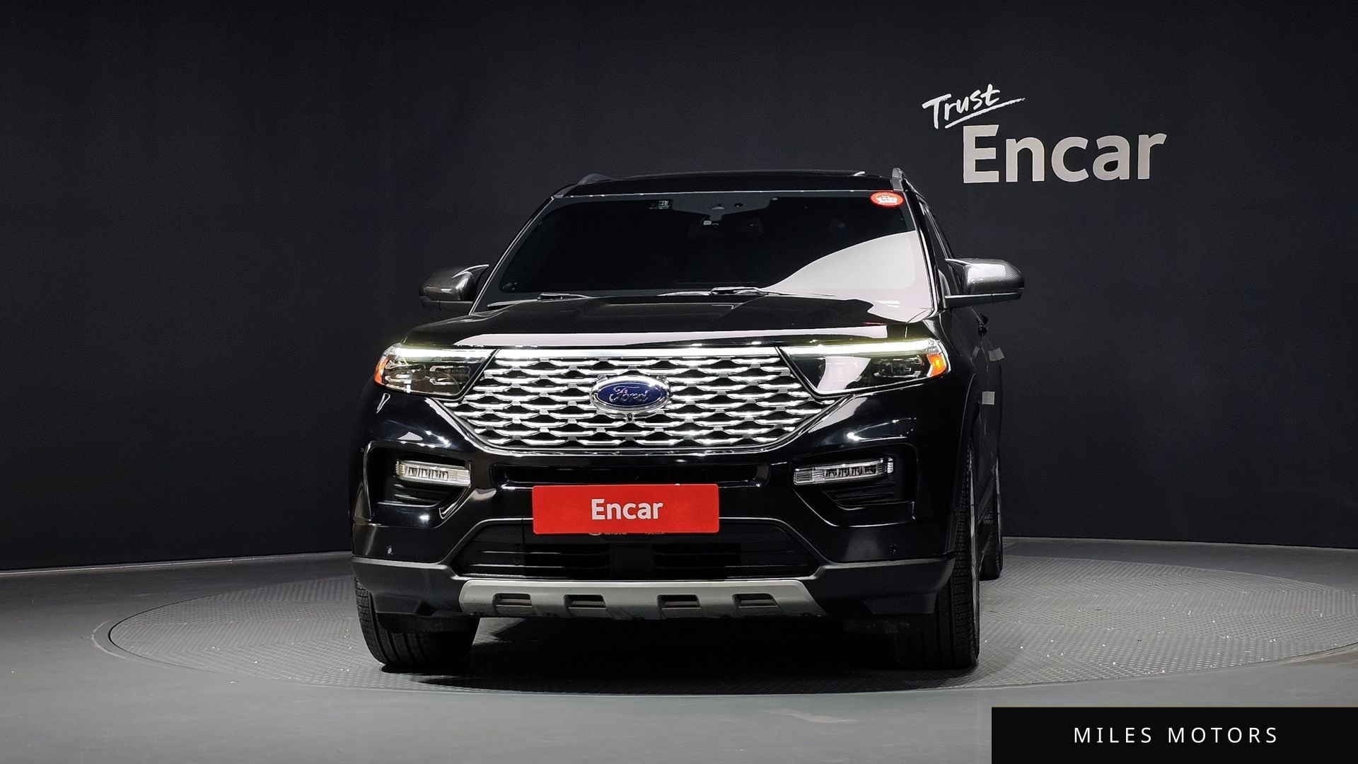 Ford Explorer 2021 — миниатюра 3