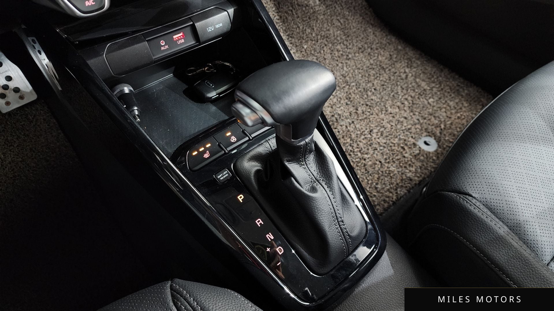 Kia Stonic 2018 — миниатюра 12