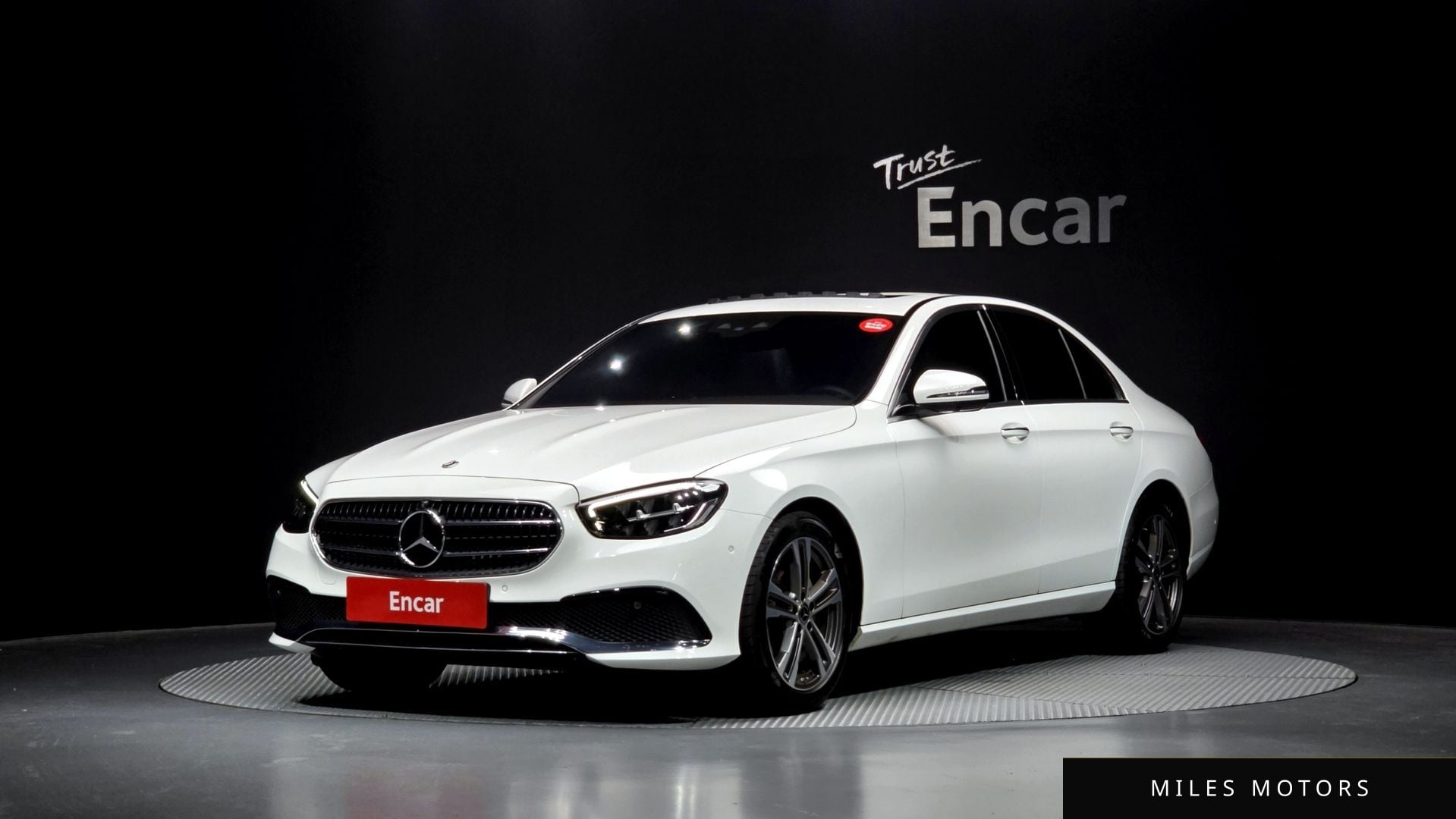 Mercedes-Benz E-Class W213 2023 — фото 1 из 12