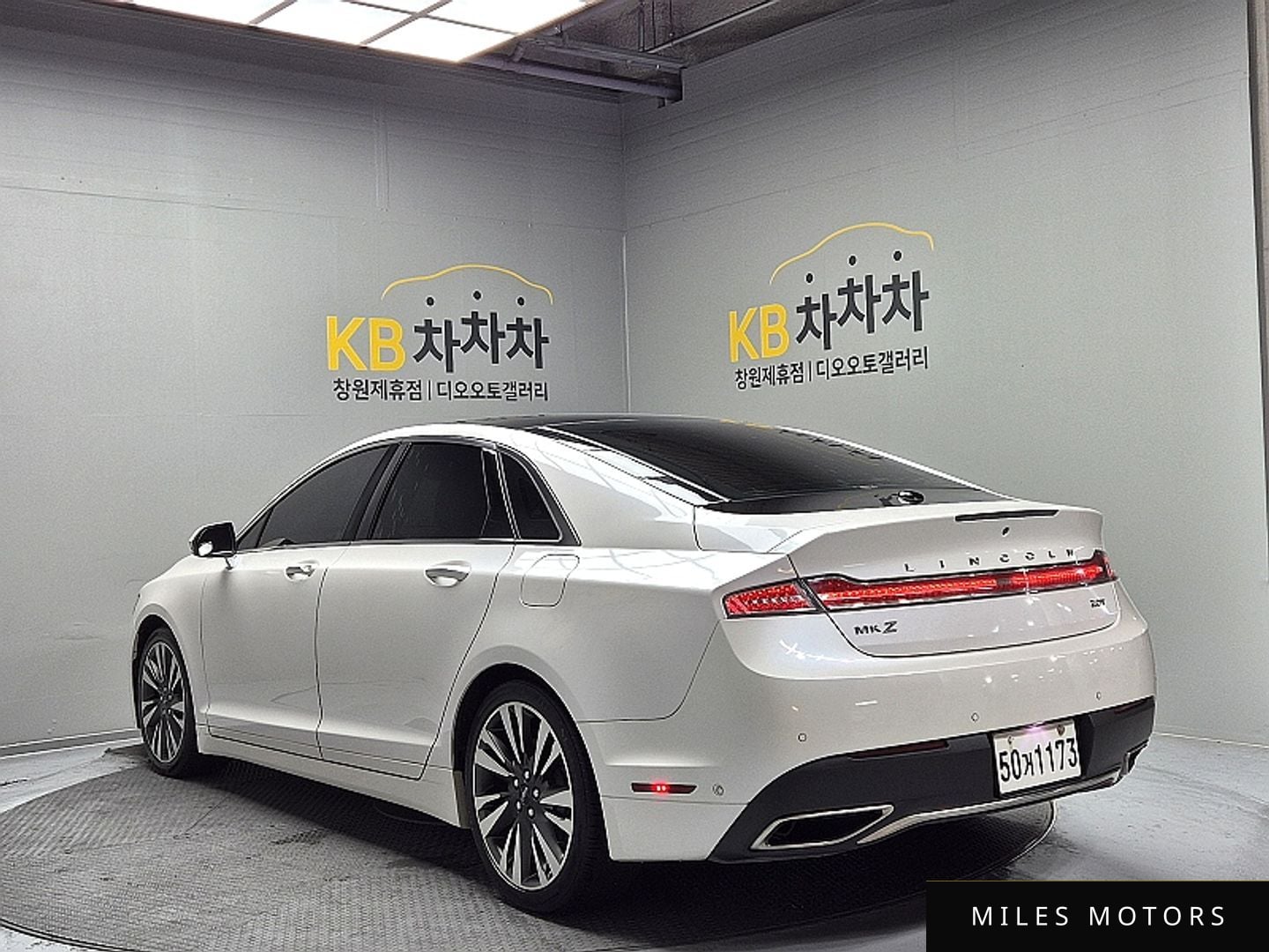 Lincoln MKZ 2019 — миниатюра 6