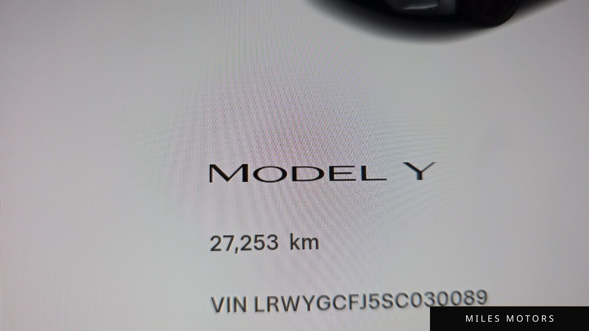 Tesla Model Y 2025 — миниатюра 8