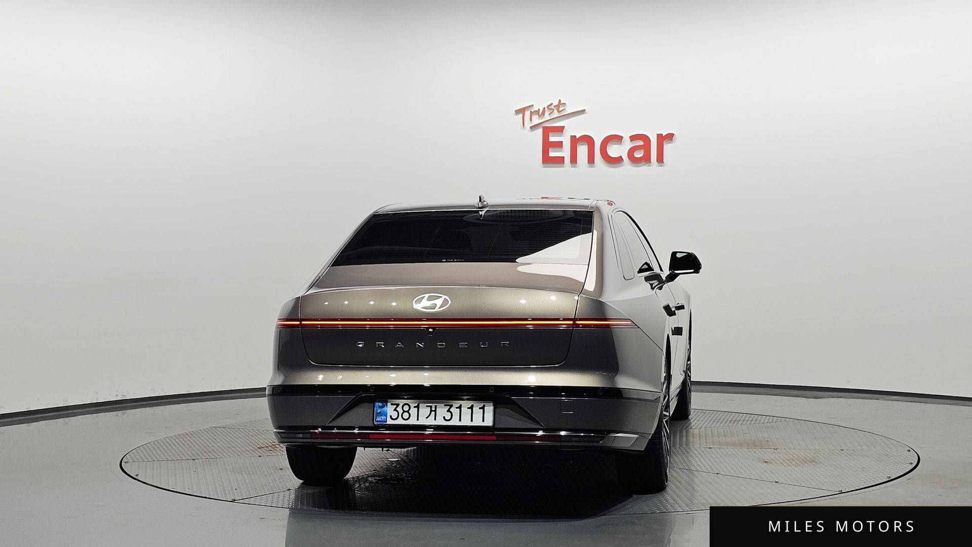 Hyundai Grandeur 2024 — миниатюра 3
