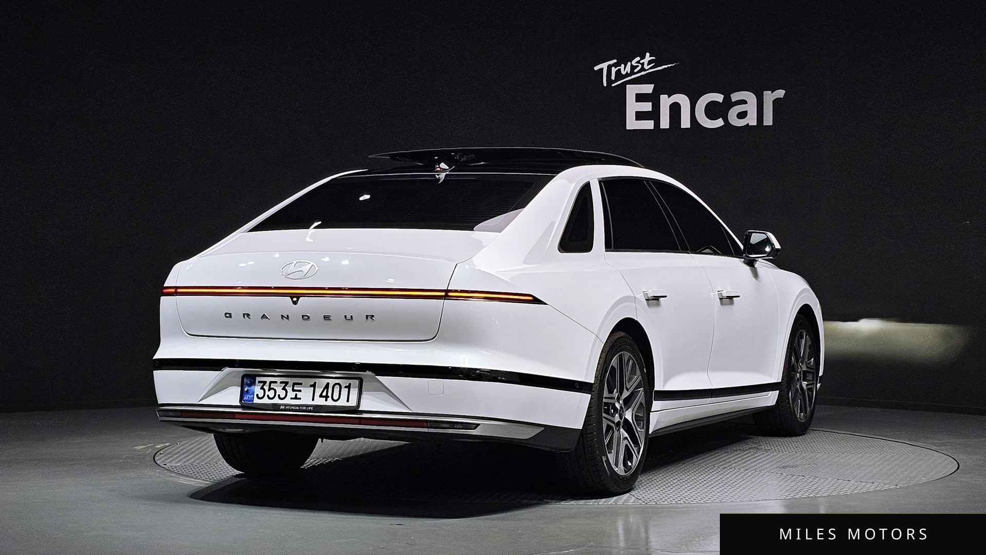 Hyundai Grandeur 2023 — миниатюра 2