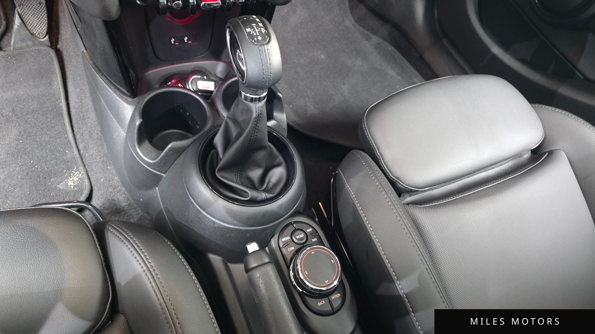 MINI Cooper 2019 — миниатюра 12