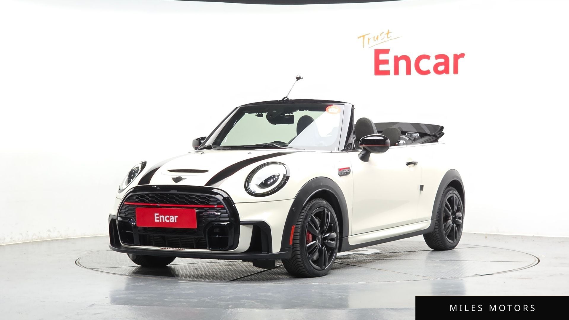 MINI Cooper Convertible 2022 — фото 1 из 12