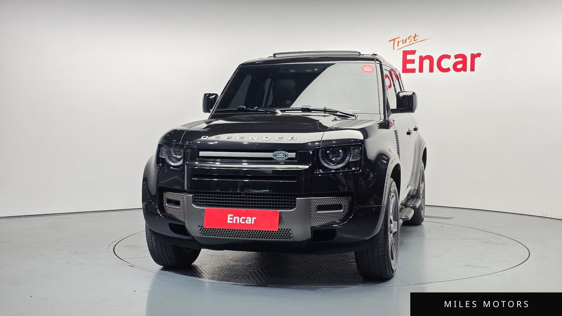 Land Rover Defender 2024 — миниатюра 3