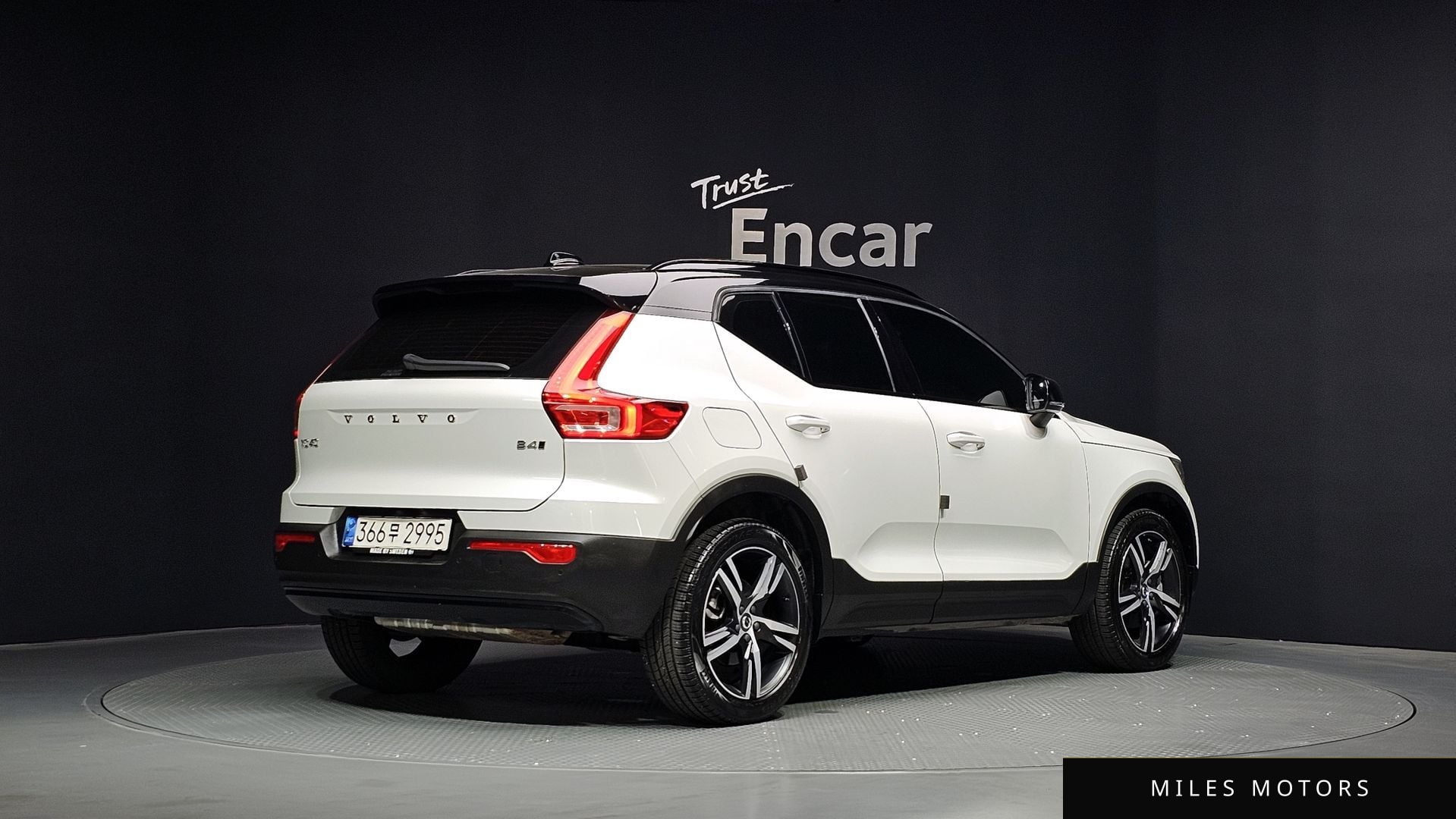 Volvo XC40 2021 — миниатюра 2