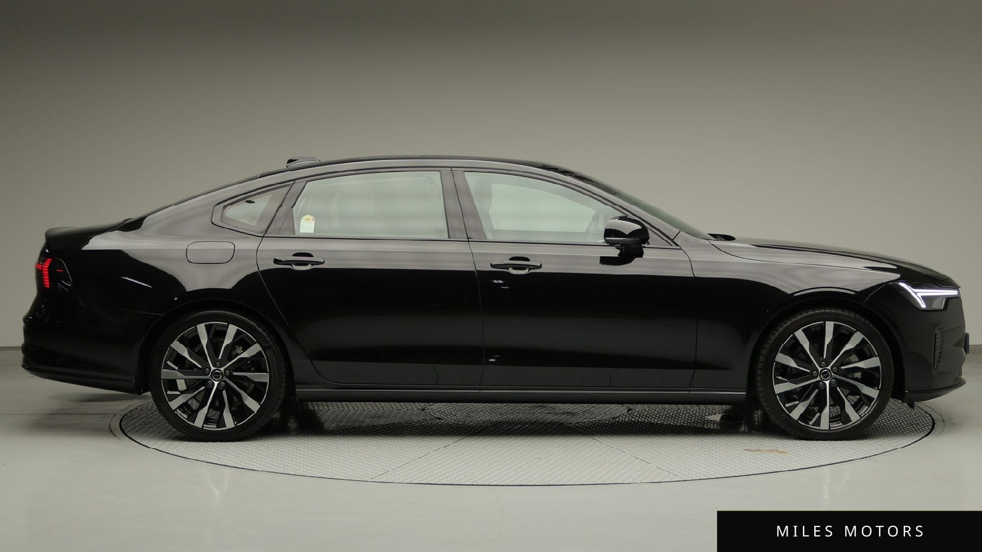Volvo S90 2026 — миниатюра 2