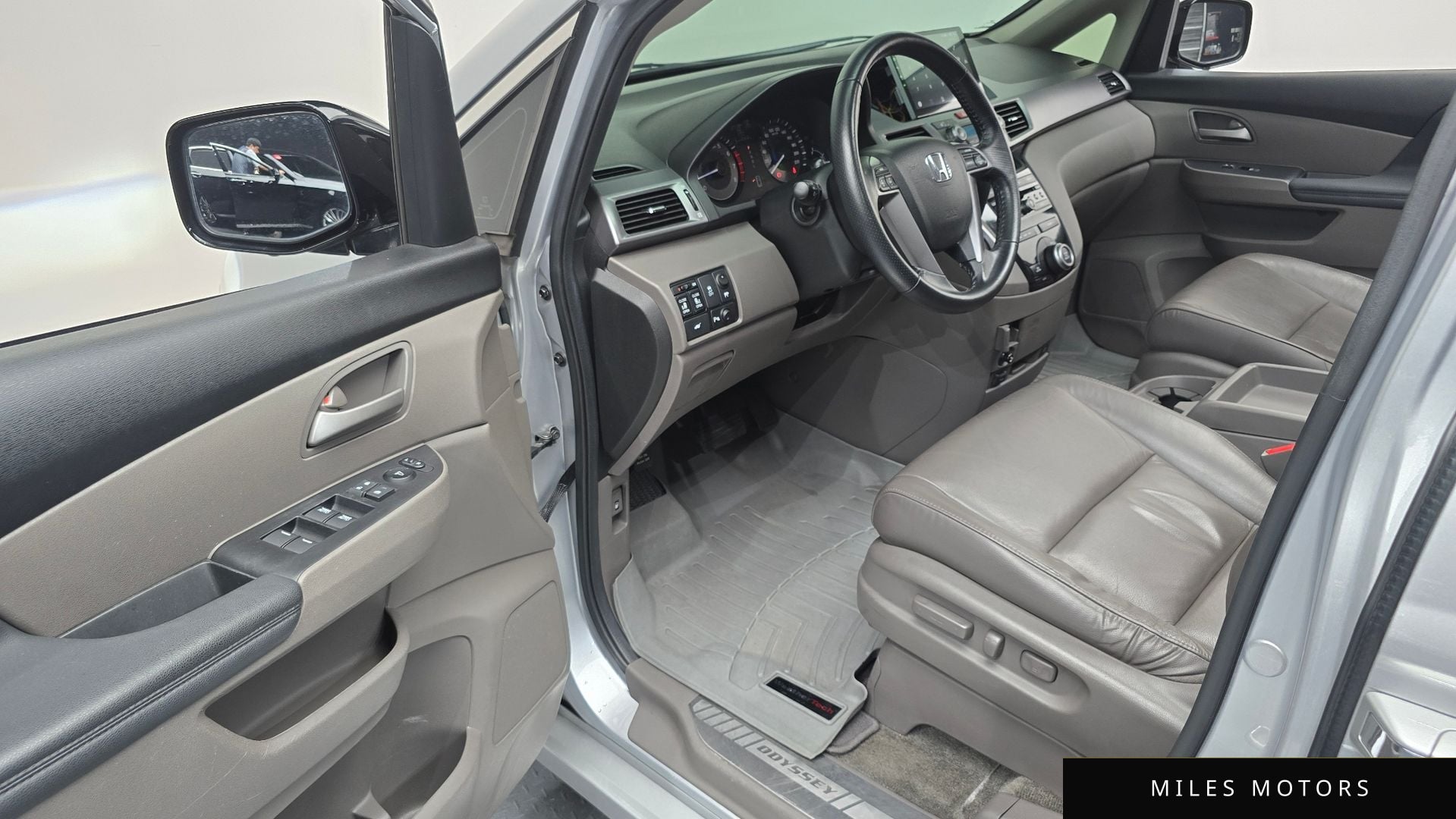 Honda Odyssey 2013 — миниатюра 10