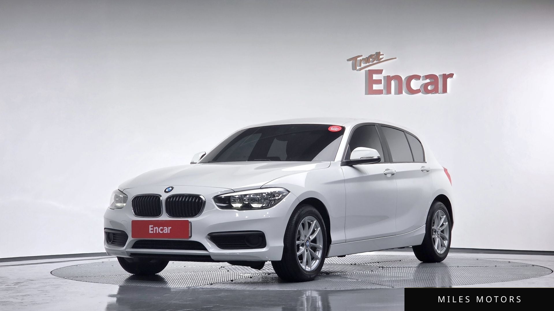 BMW 1 Series (F20) 2018 — фото 1 из 12
