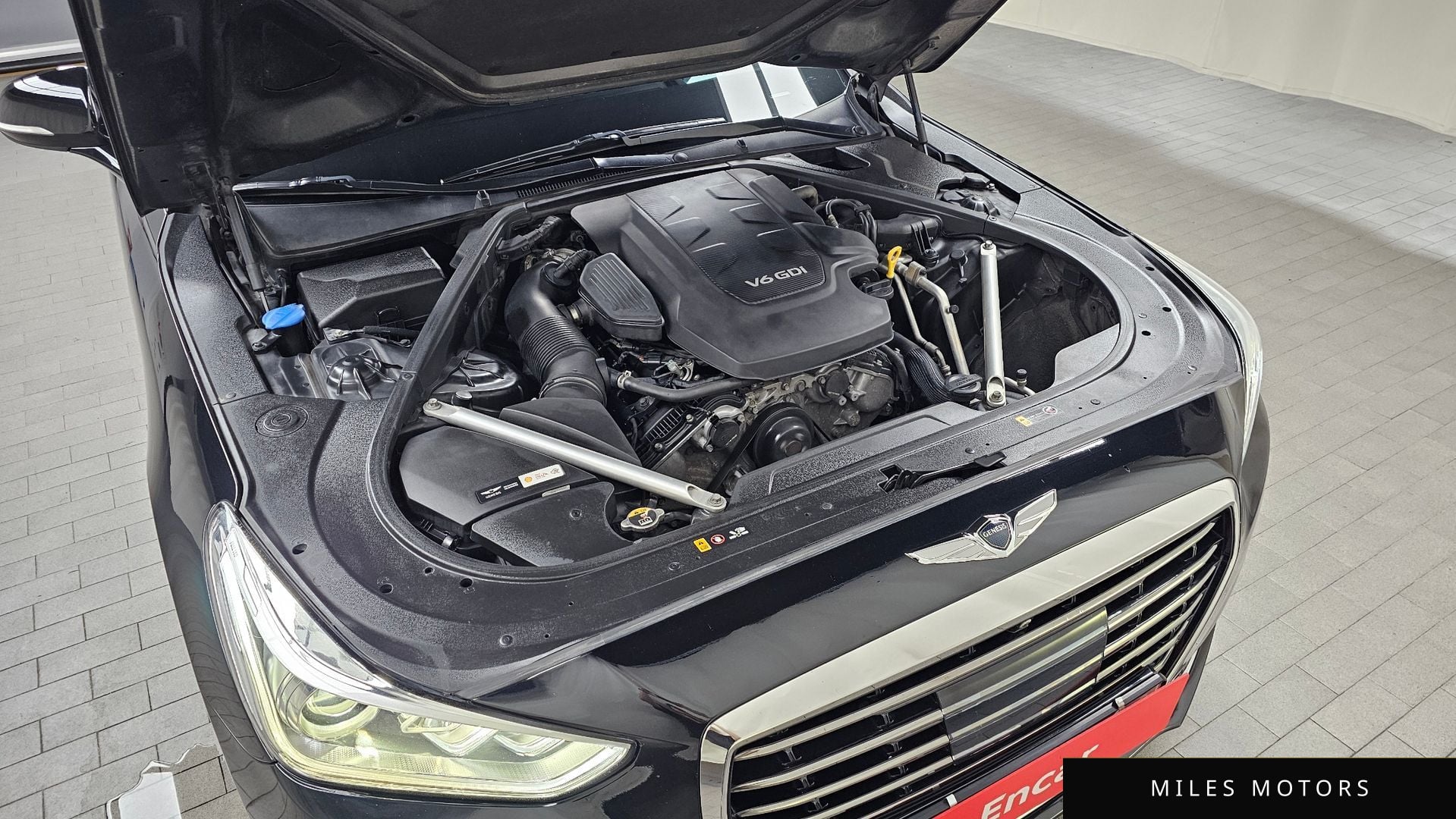 Genesis EQ900 2016 — миниатюра 6