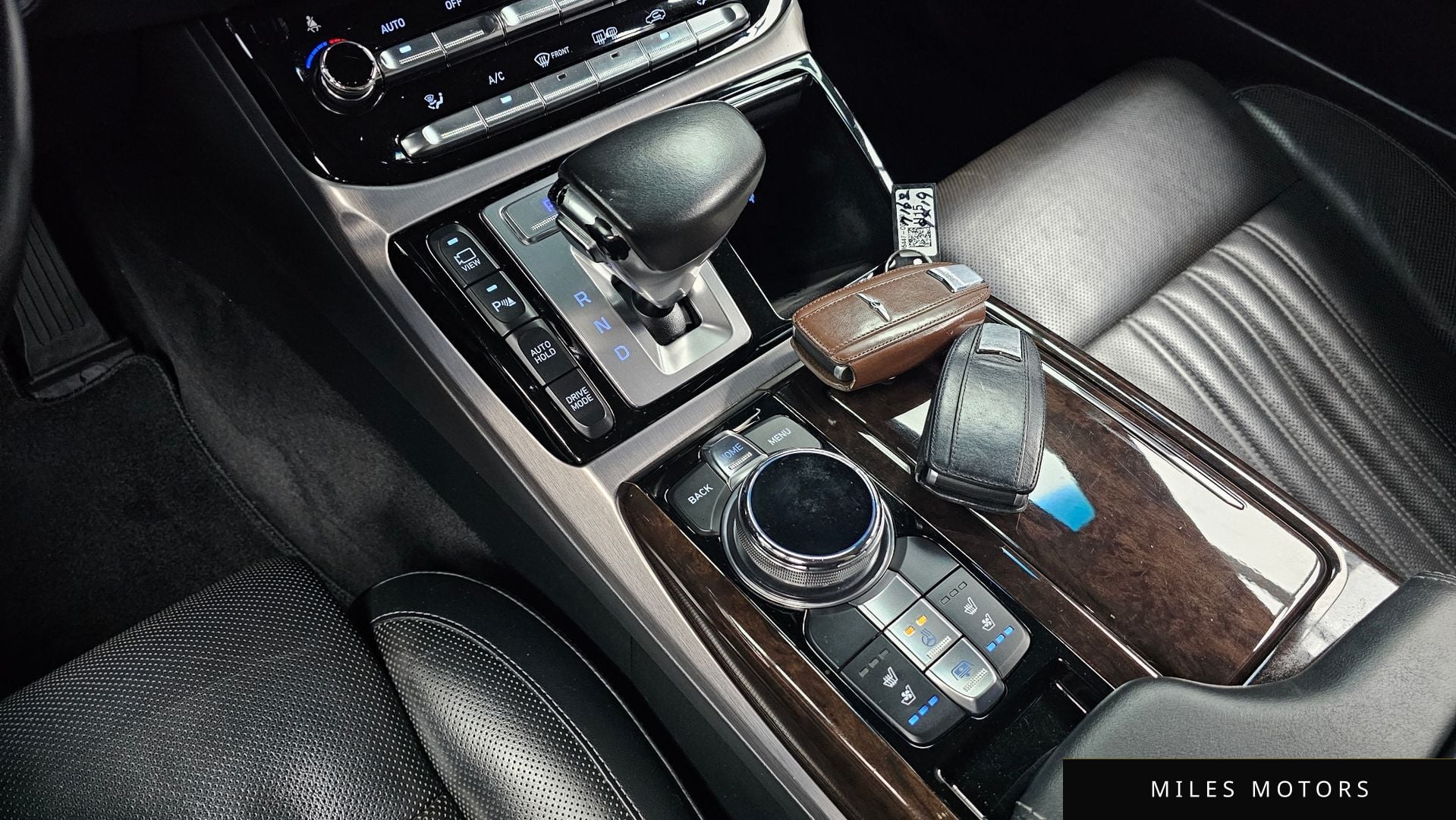Genesis EQ900 2016 — миниатюра 9