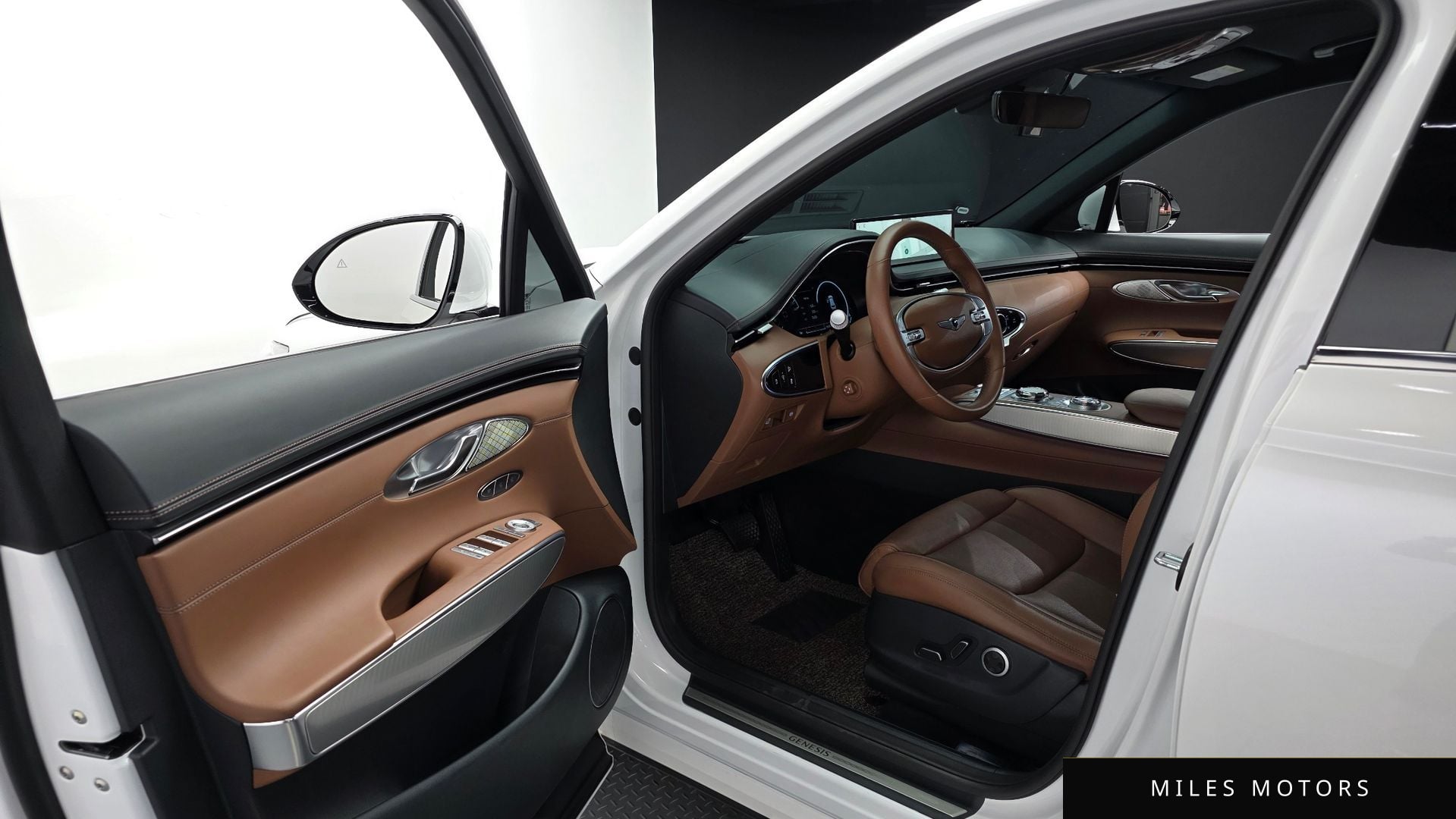 Genesis GV70 2023 — миниатюра 10