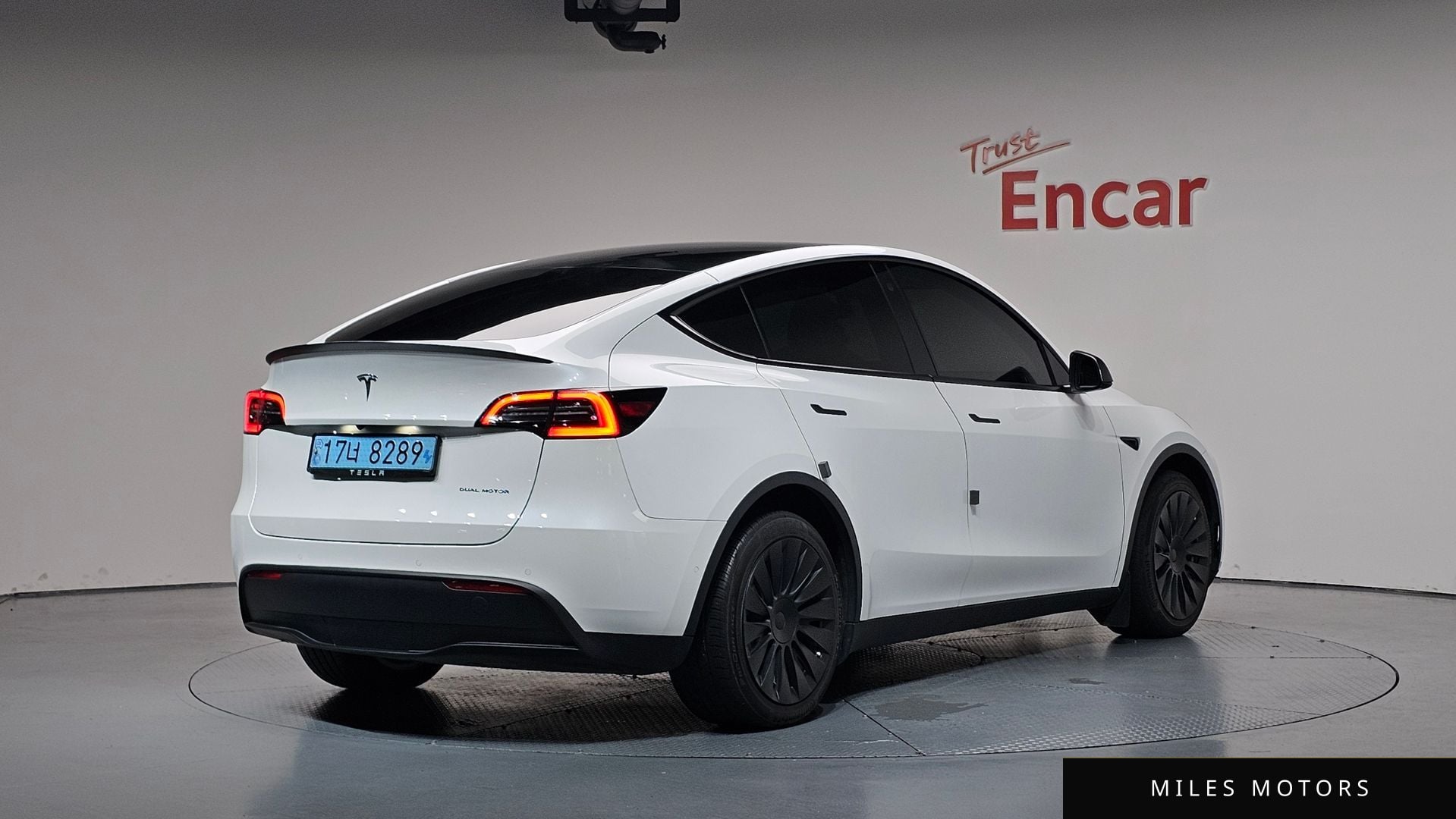 Tesla Model Y 2022 — фото 1 из 12