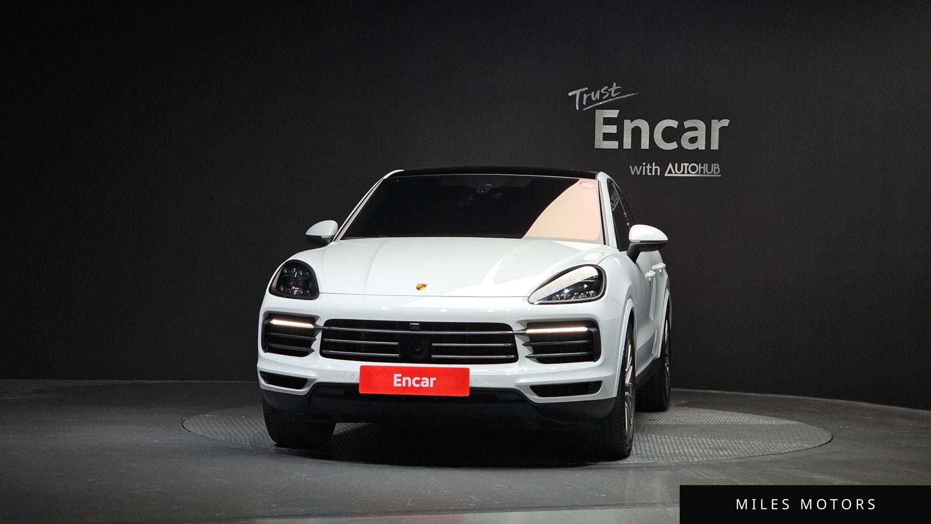 Porsche Cayenne 2022 — миниатюра 3