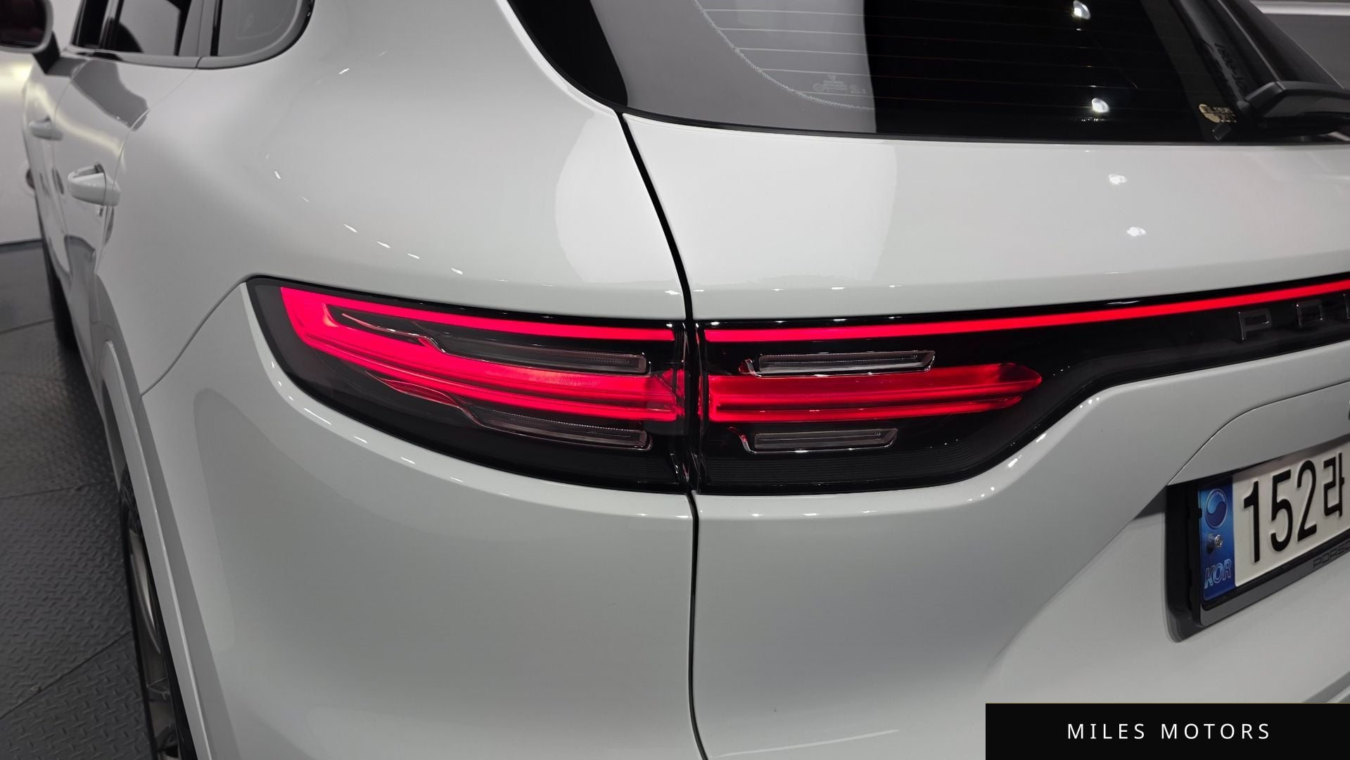 Porsche Cayenne 2022 — миниатюра 9
