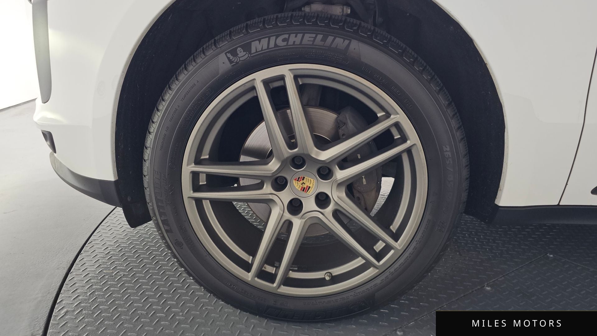 Porsche Macan 2021 — миниатюра 4