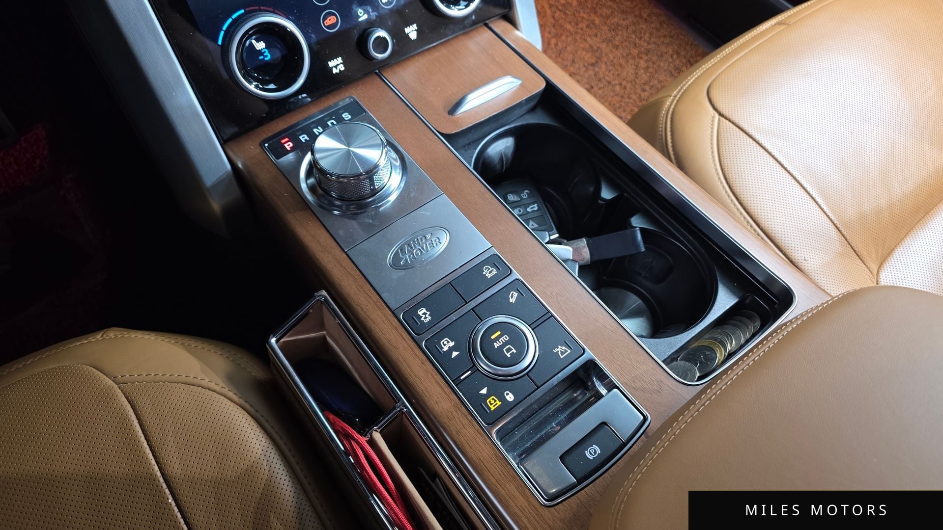 Land Rover Range Rover 2018 — миниатюра 9