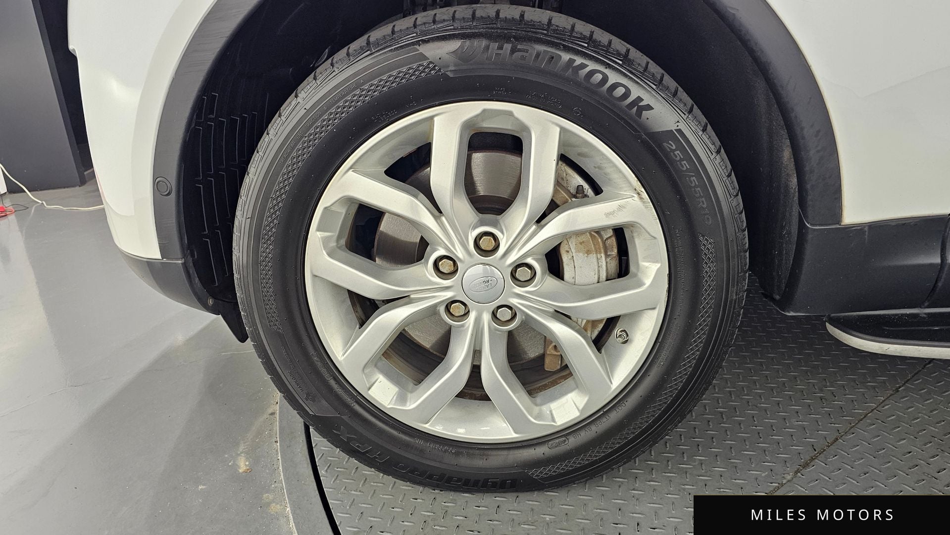 Land Rover Discovery 2019 — миниатюра 5
