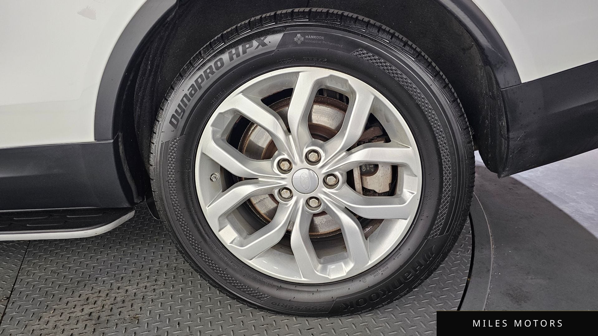 Land Rover Discovery 2019 — миниатюра 7