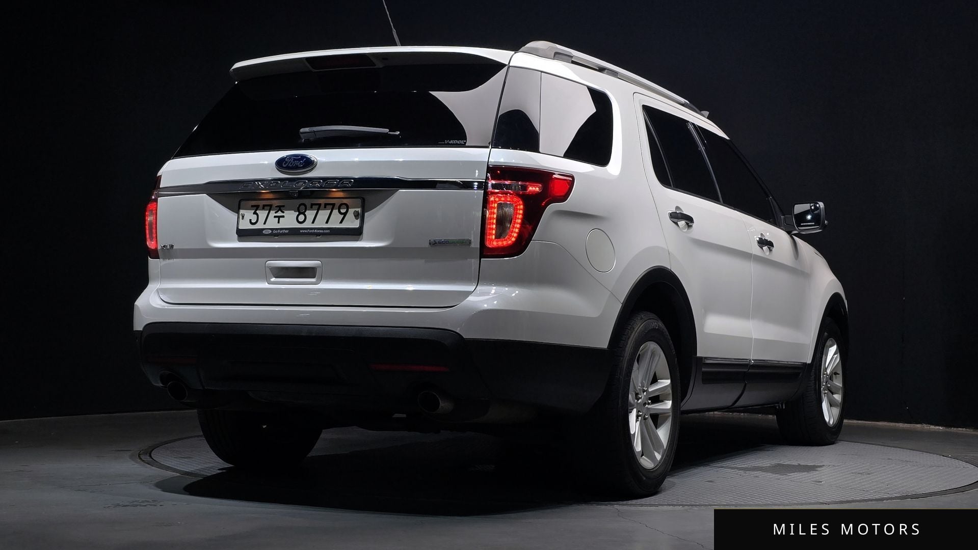 Ford Explorer 2015 — миниатюра 2