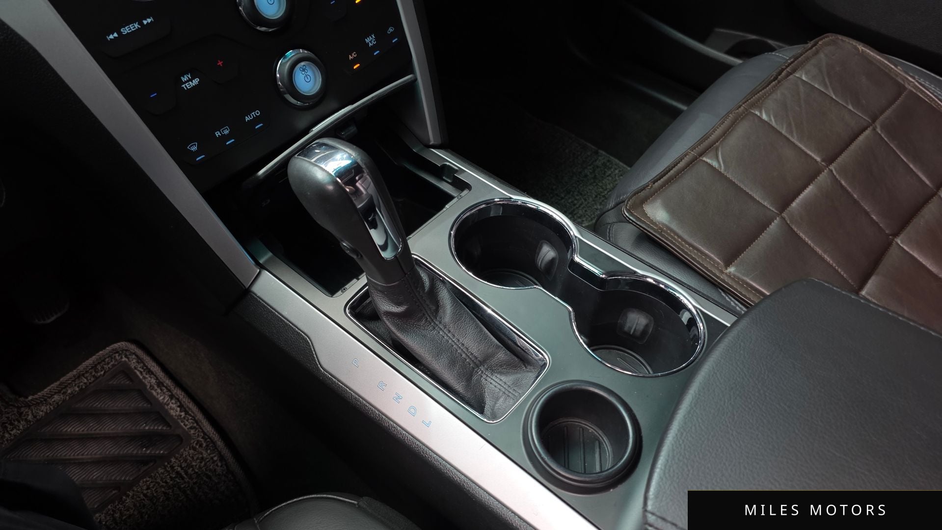 Ford Explorer 2015 — миниатюра 9