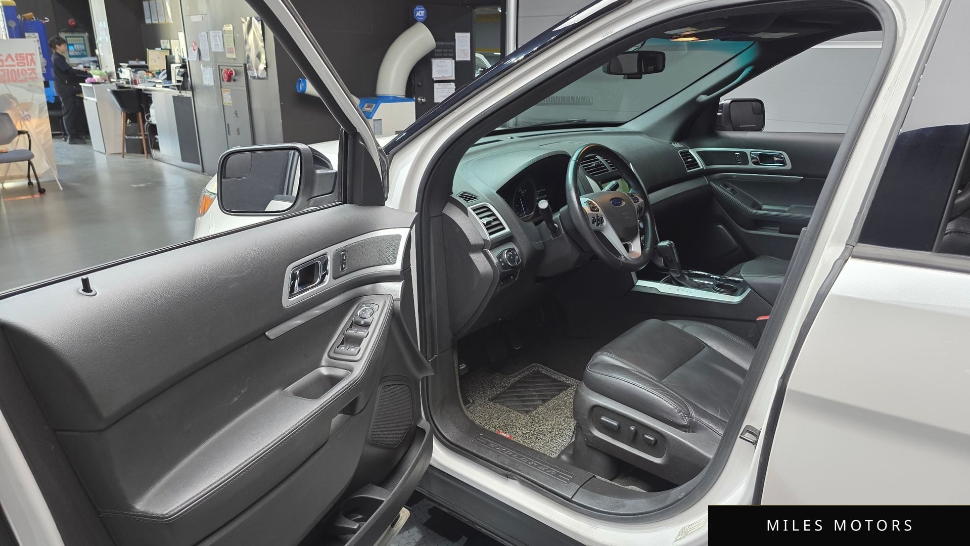 Ford Explorer 2015 — миниатюра 10