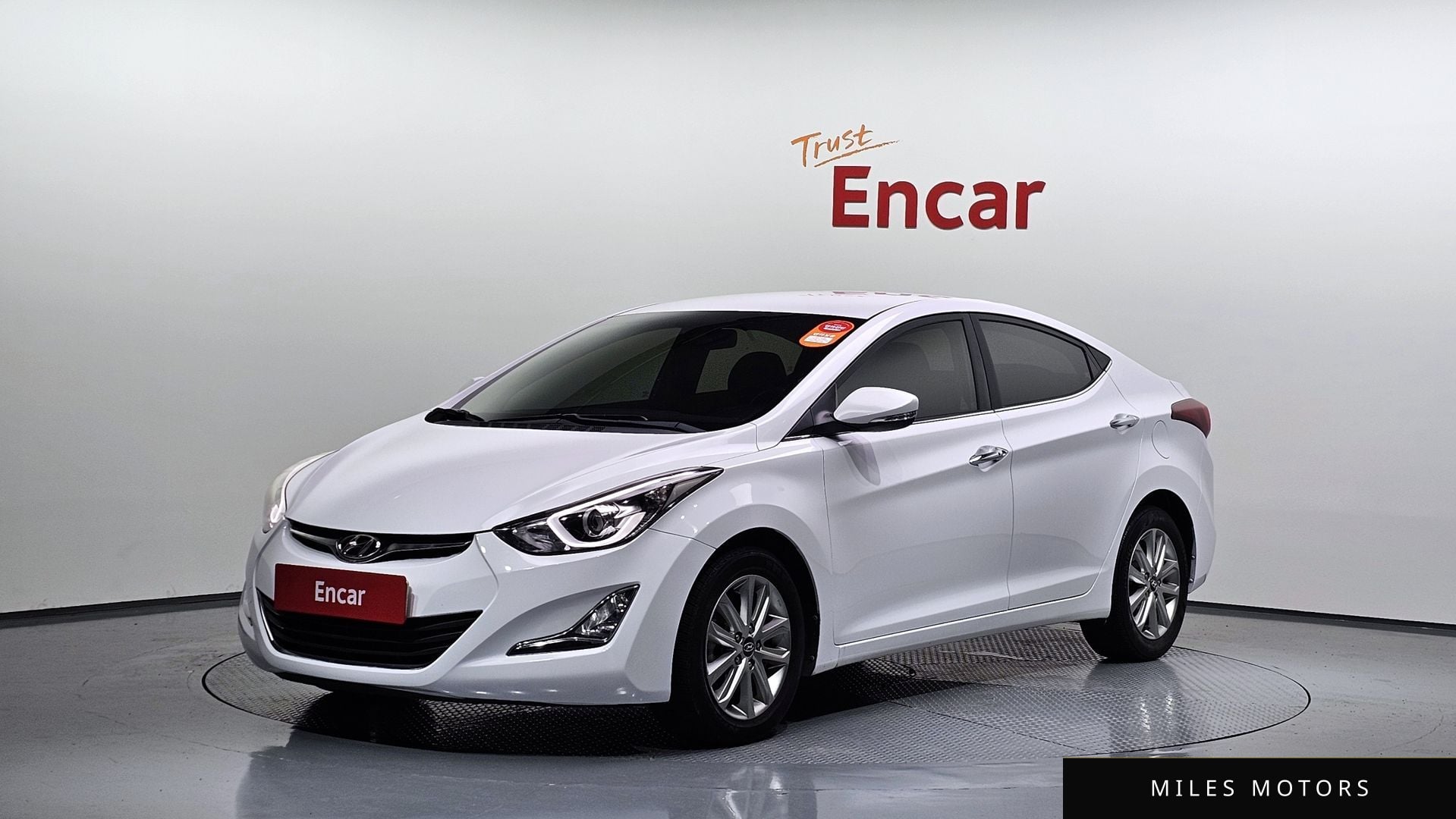 Hyundai AVANTE 2014 — фото 1 из 12