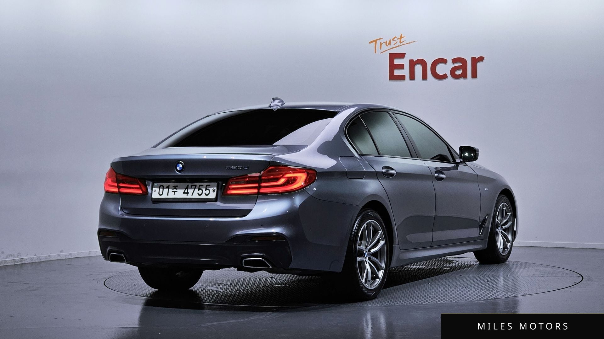 BMW 5 Series (G30) 2017 — миниатюра 2