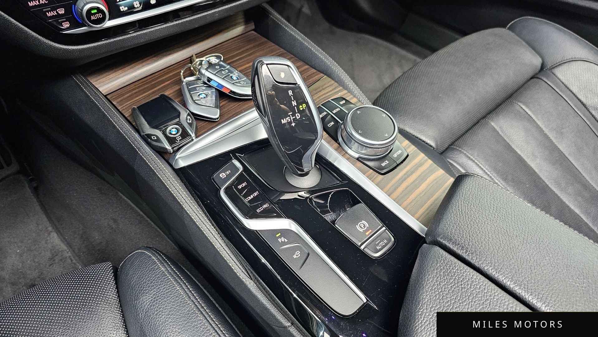 BMW 5 Series (G30) 2017 — миниатюра 9