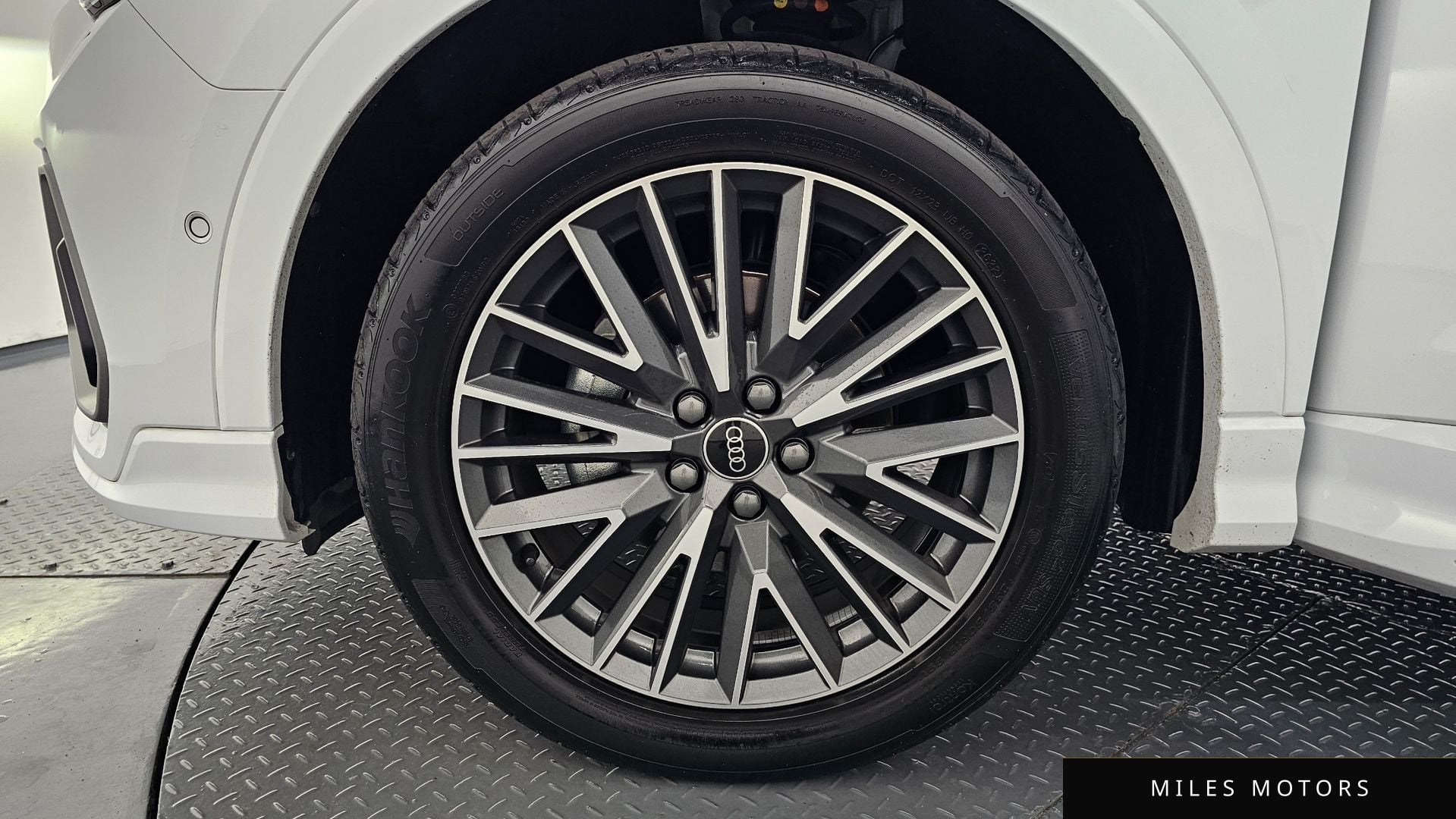Audi Q3 (F3) 2023 — миниатюра 5