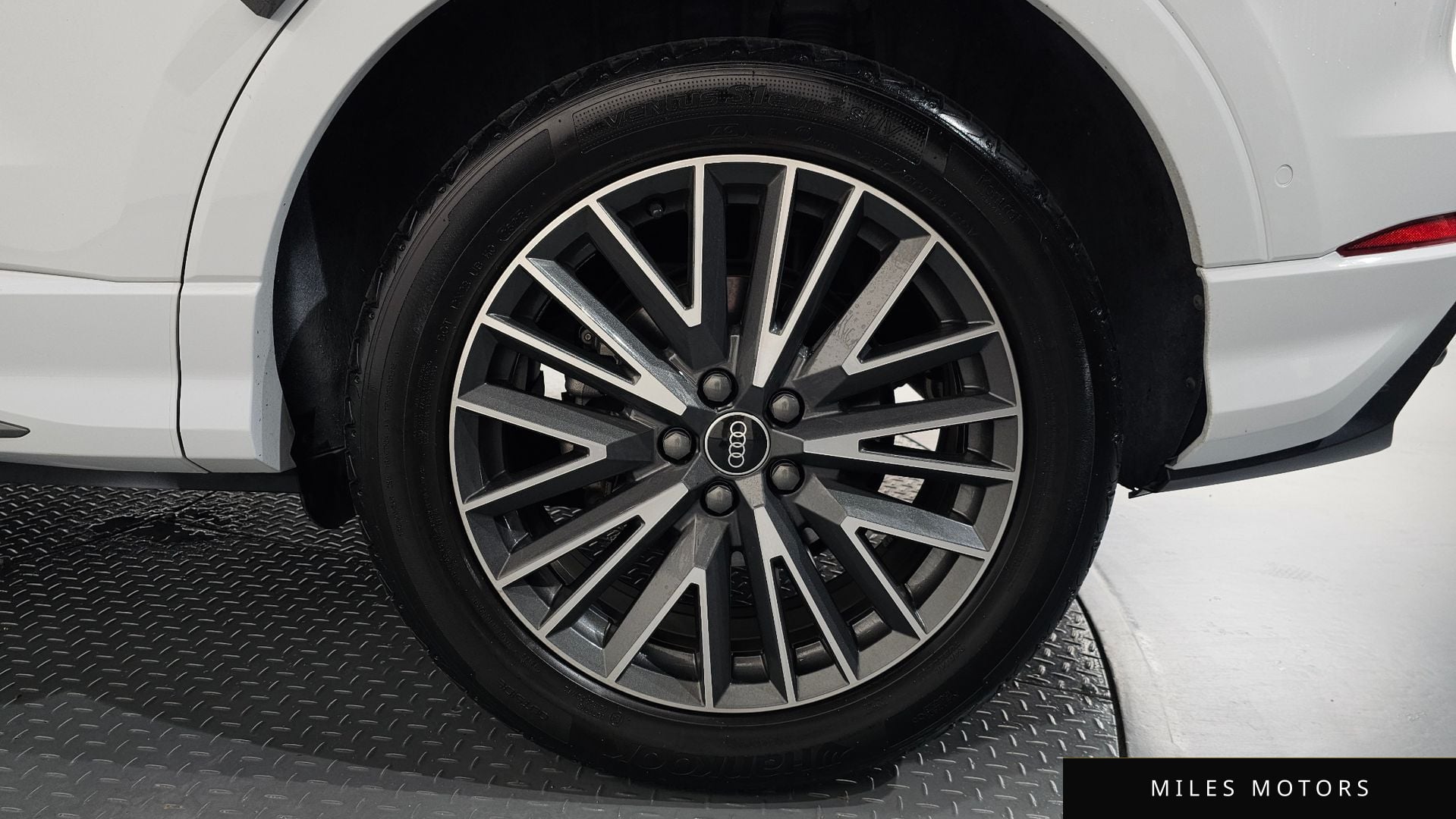 Audi Q3 (F3) 2023 — миниатюра 7