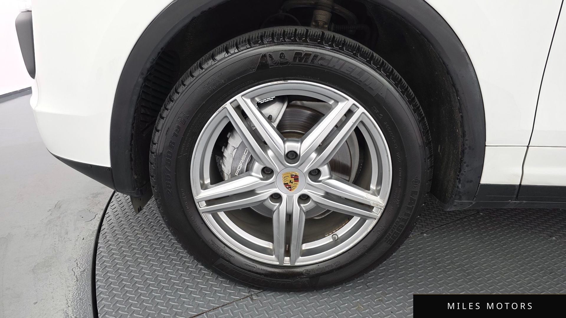 Porsche Cayenne 2015 — миниатюра 5