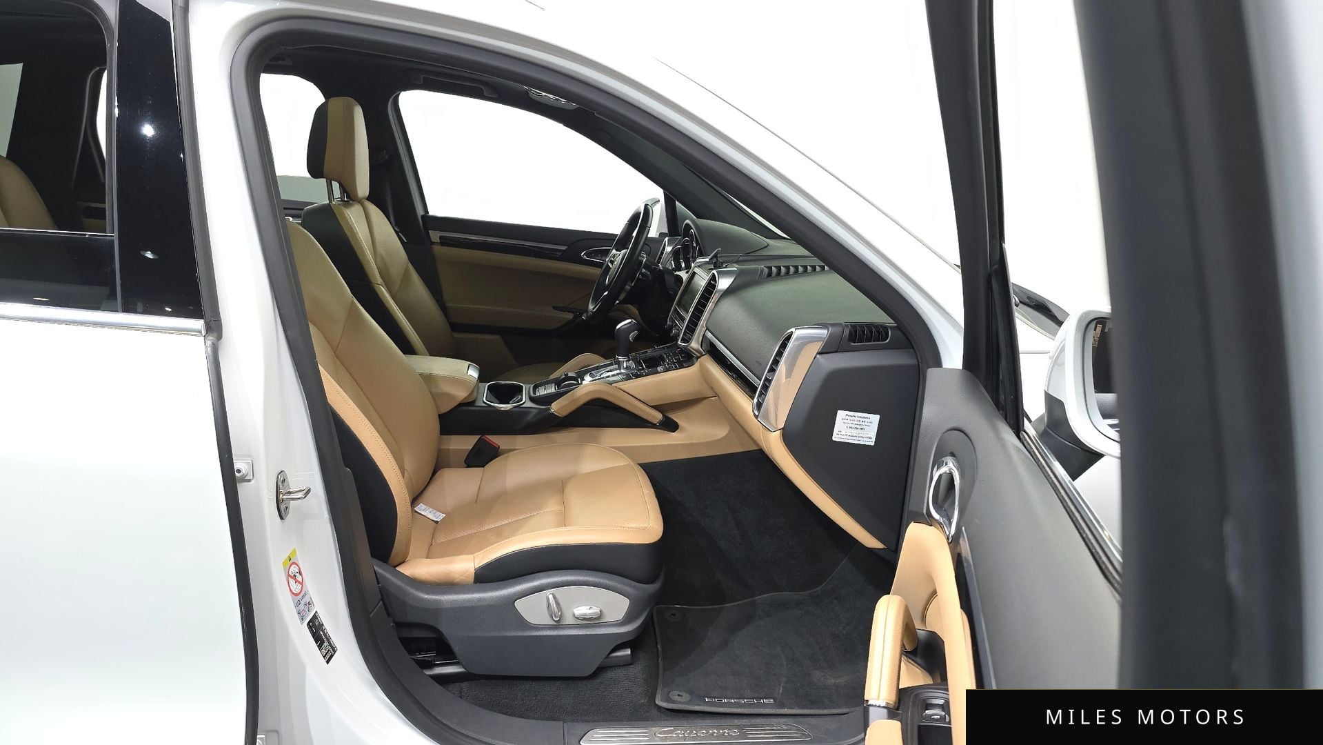 Porsche Cayenne 2015 — миниатюра 11