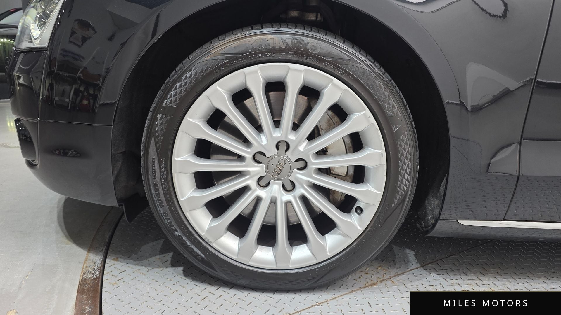 Audi A8 2013 — миниатюра 5