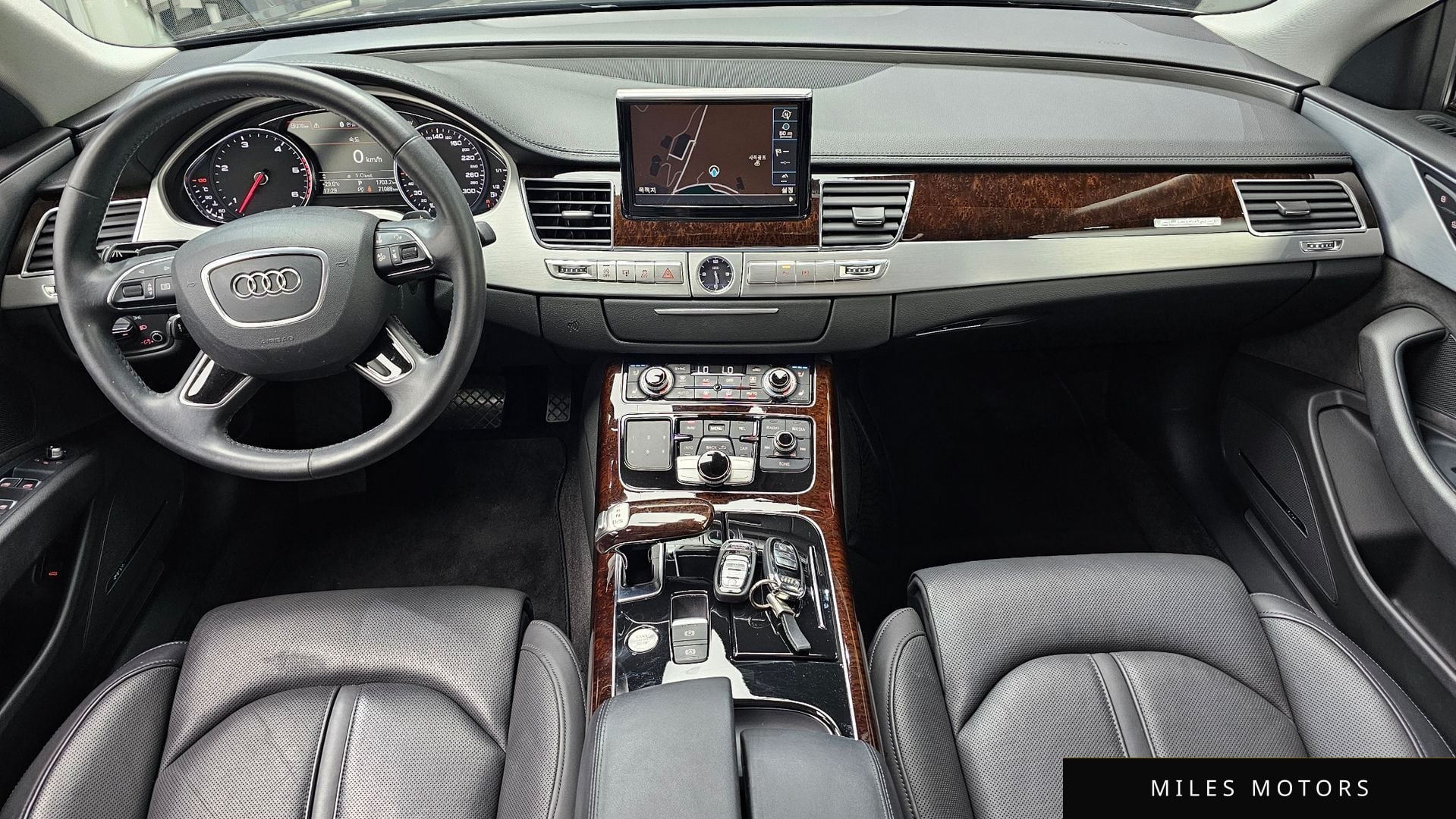 Audi A8 2013 — миниатюра 7