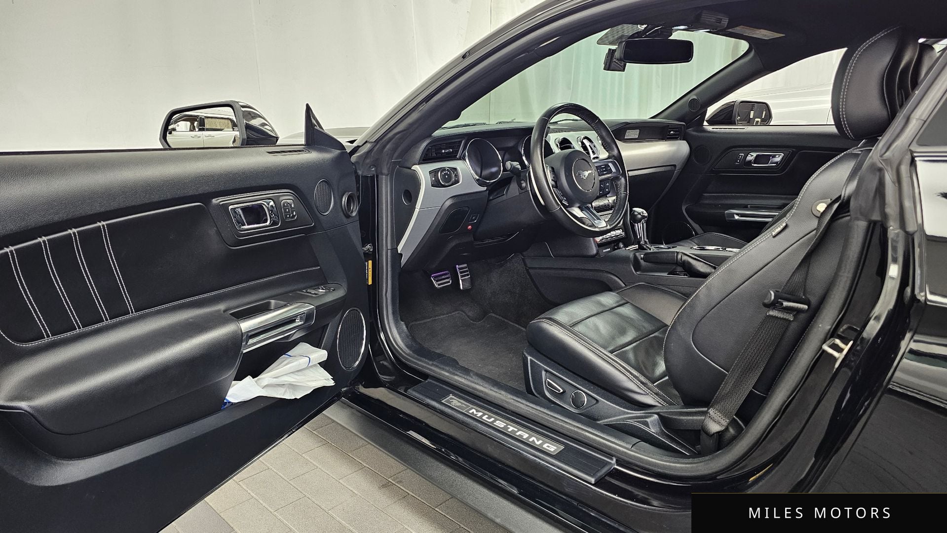 Ford Mustang 2016 — миниатюра 10