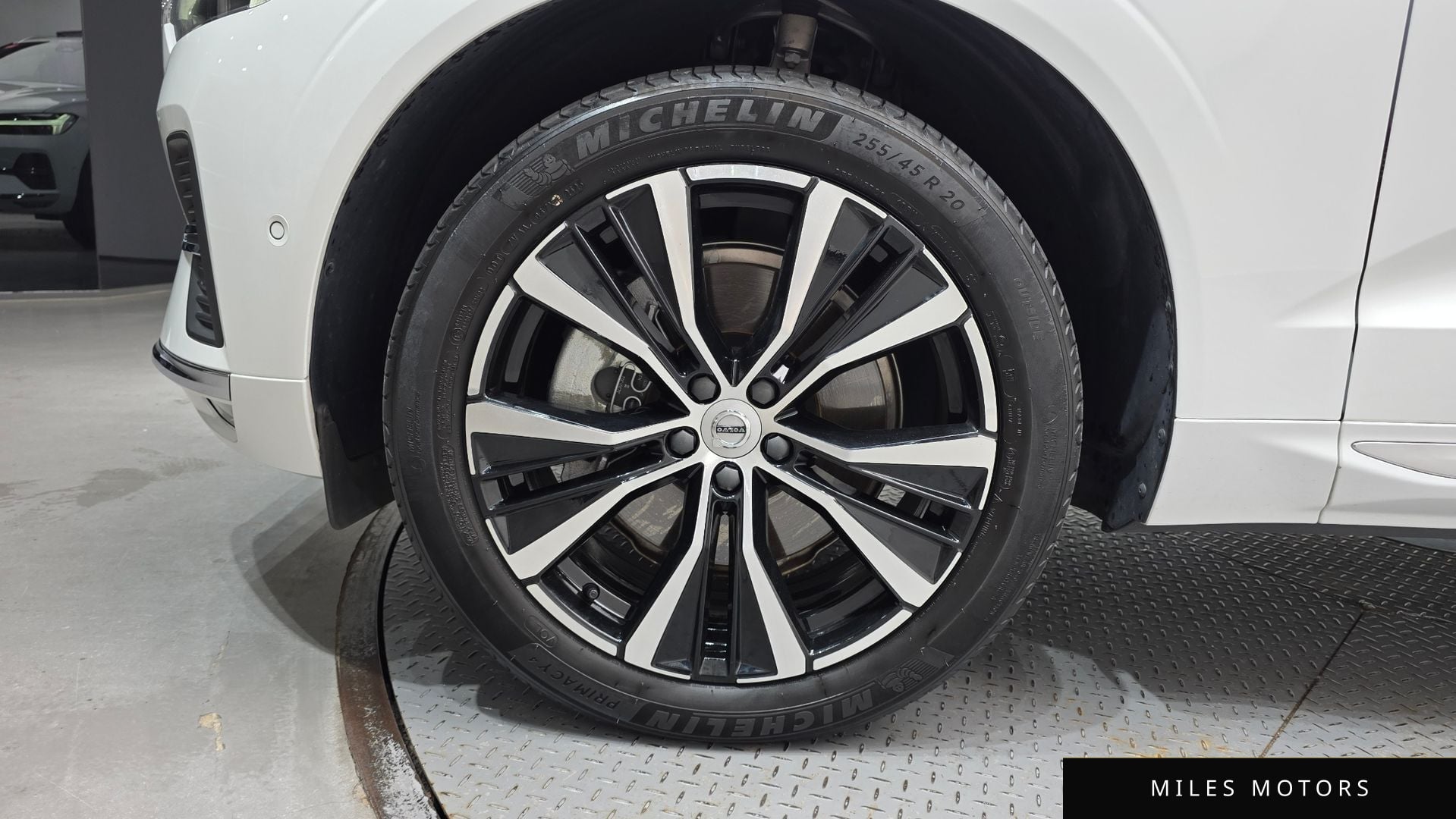 Volvo XC60 2024 — миниатюра 5