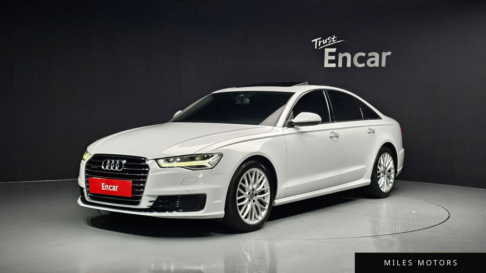 Audi A6 2016 — фото 1 из 12