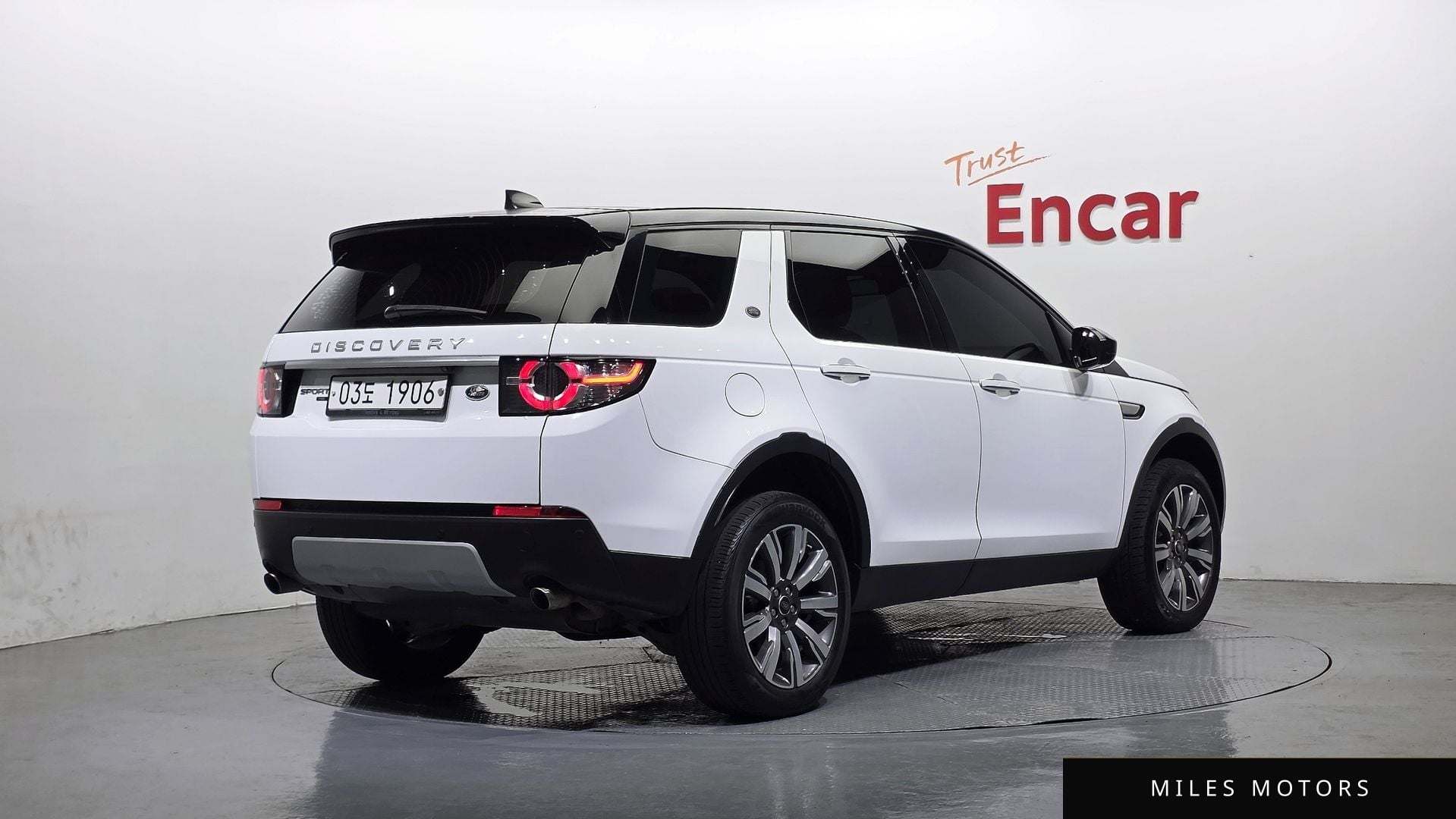 Land Rover Discovery Sport 2018 — миниатюра 2