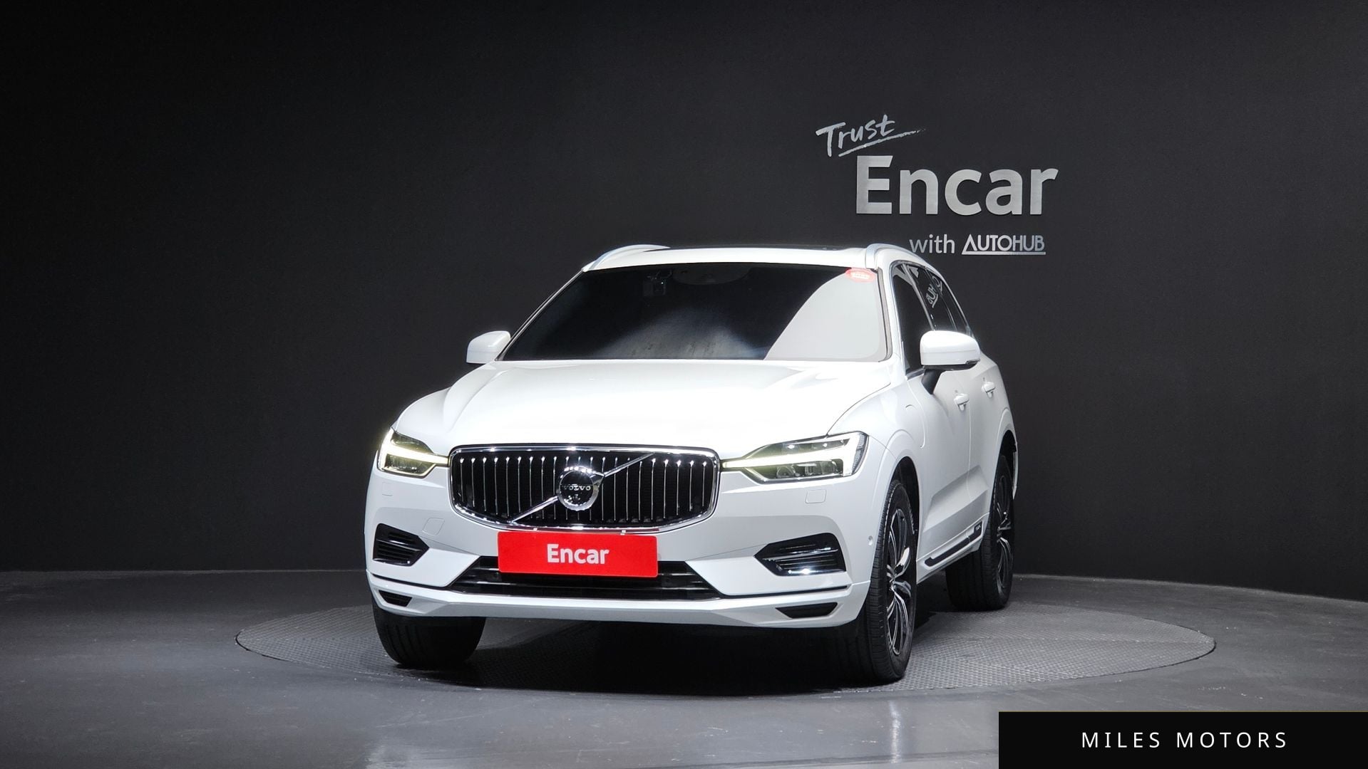 Volvo XC60 2021 — миниатюра 3